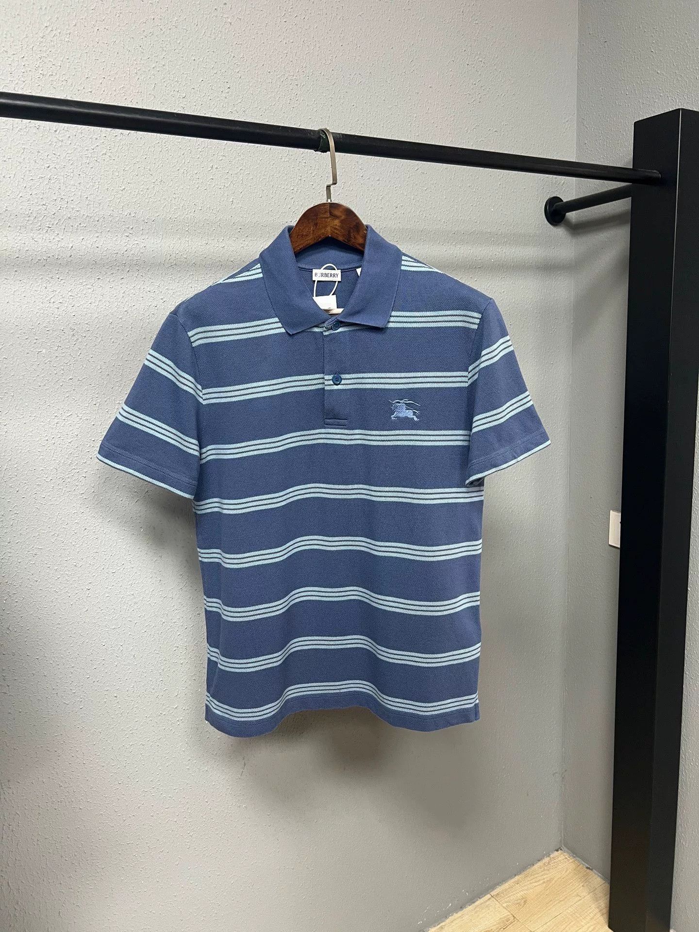 Burberry Burberry Stripe Knight Polo Size US L / EU 52-54 / 3 - 1 Thumbnail