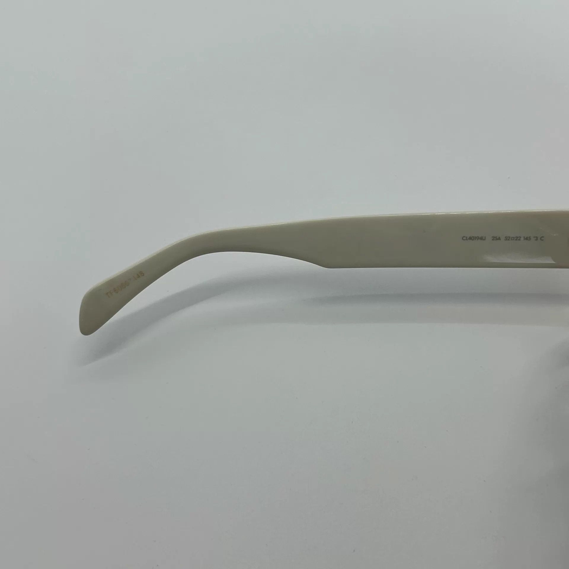 Celine Celine White Shades Vintage Triomphe Logo Zhao Lusi HB6924 Size ONE SIZE - 4 Thumbnail