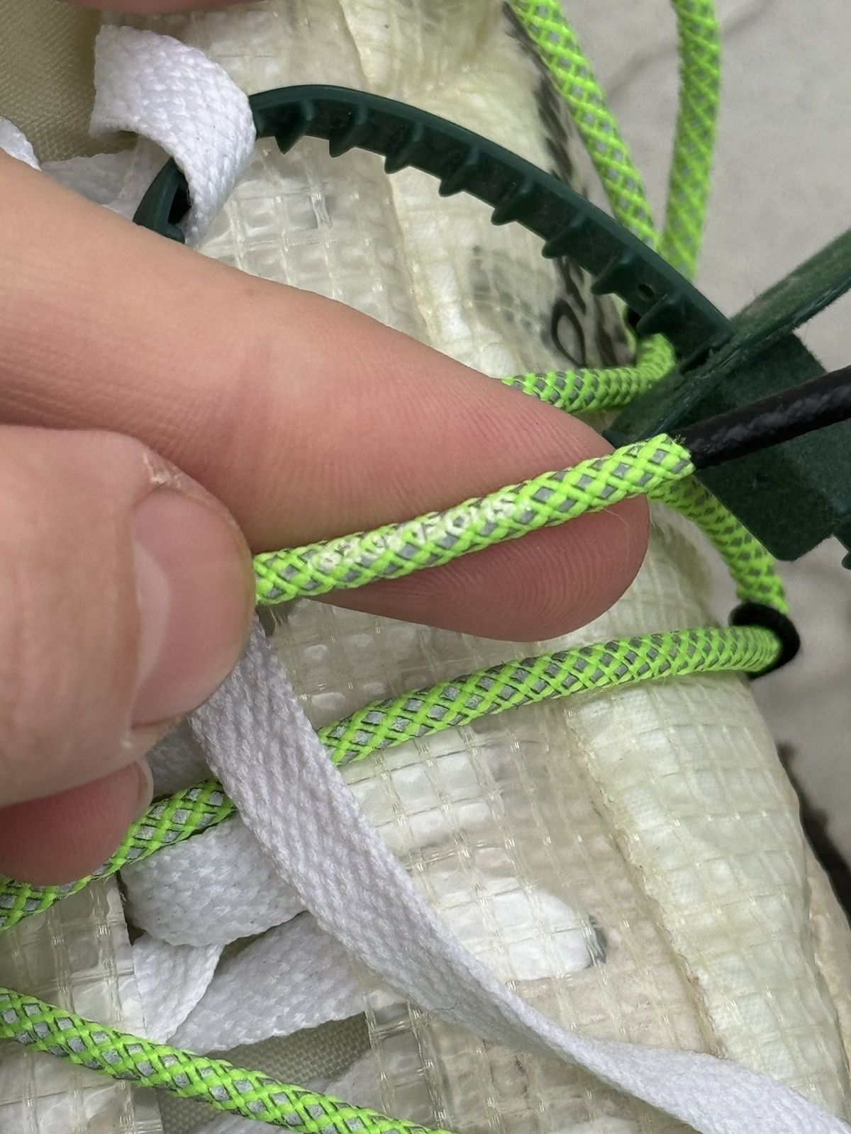 Nike × Off-White Nike Waffle Racer X Off-White White Electric Green Size US 7 / EU 40 - 15 Thumbnail