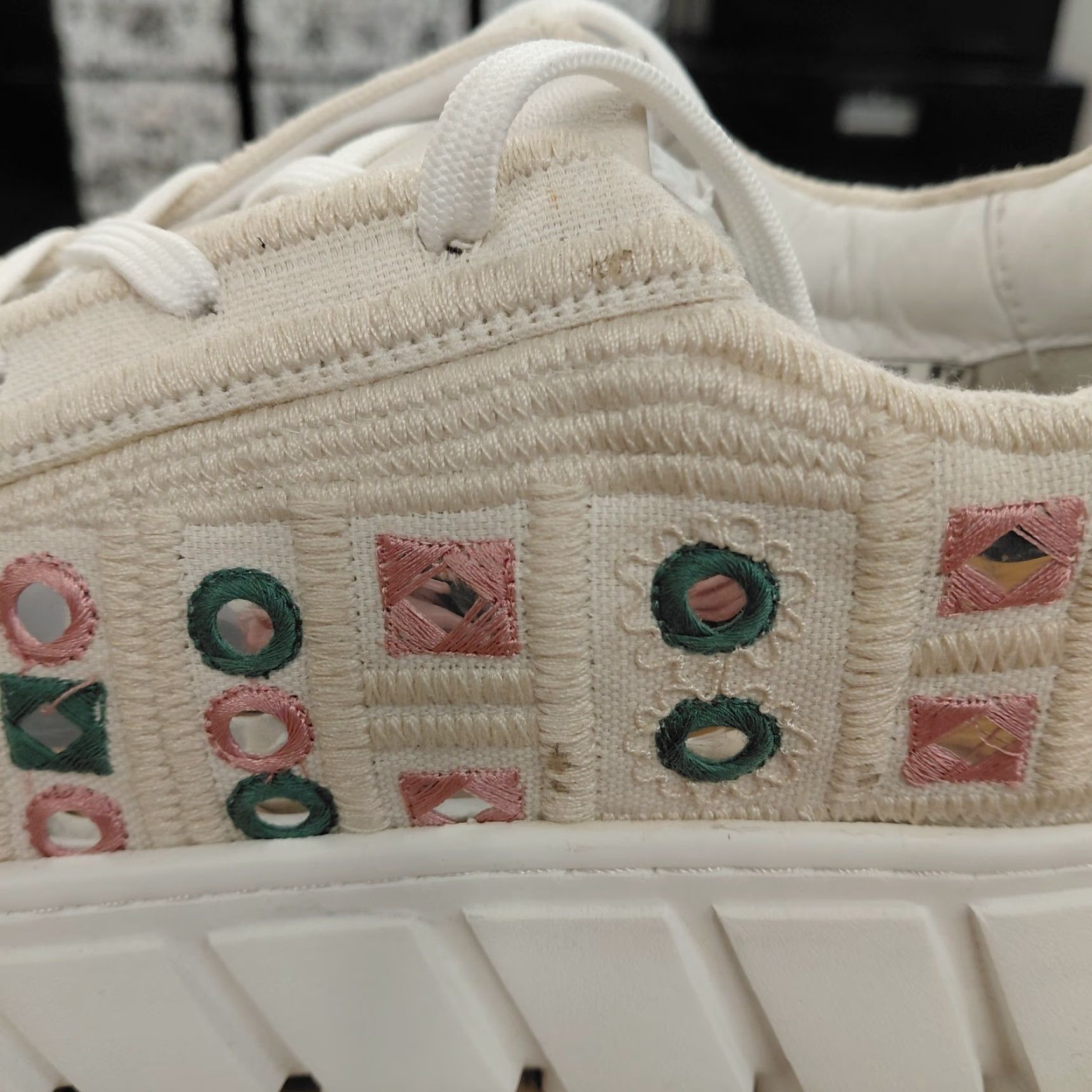 Free People Free People Catch Me If You Can Women 40 US 9.5 Multicolor Floral Crochet Sneakers Mirror Combo Sneaker Womens Size US 10.5 / IT 40.5 - 6 Thumbnail