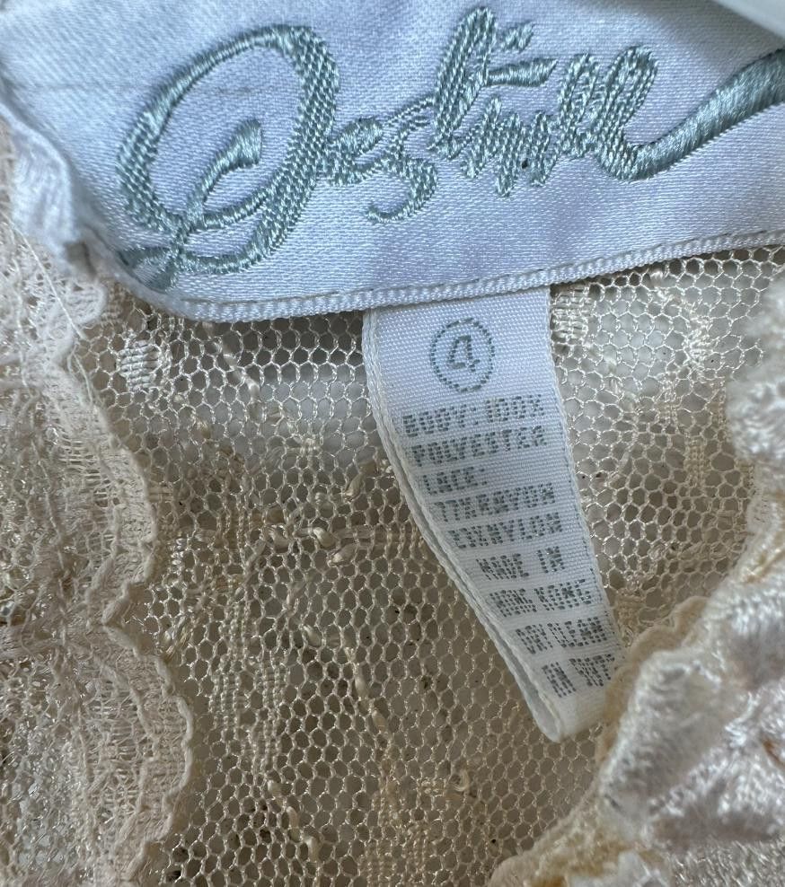 Designer Vintage Cream Gown 4 Size S / US 4 / IT 40 - 6 Thumbnail