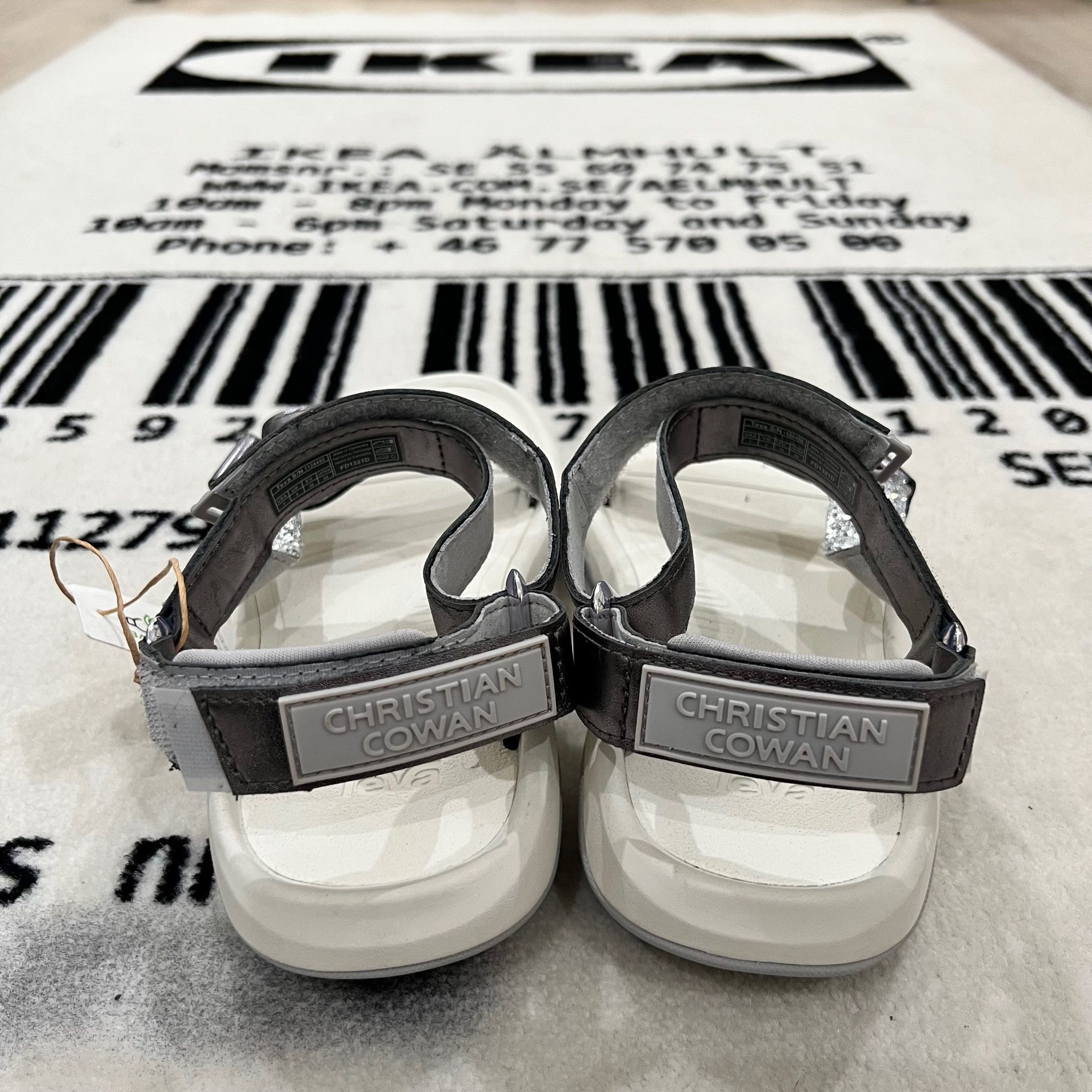 Teva Teva X Christian Cowan Silver XLT2 Hurricane Strap Sandals Size US 7 / IT 37 - 4 Thumbnail