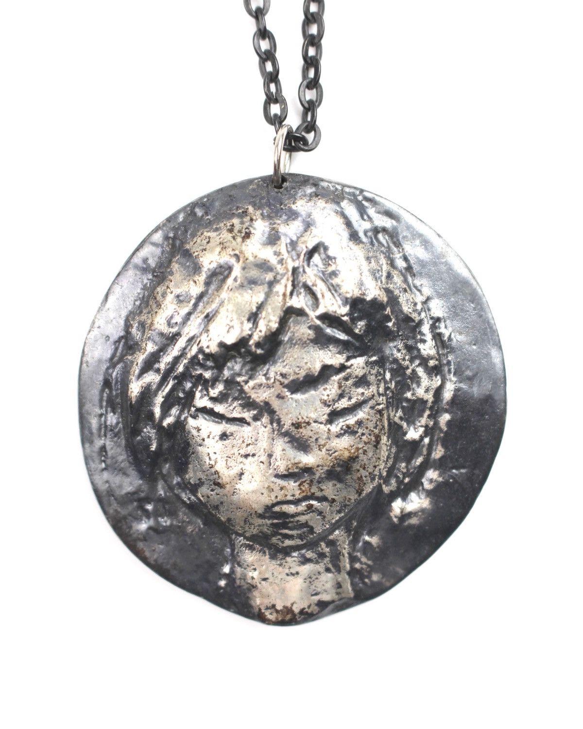 Vintage 2000S JAPANESE MADE BOY FACE MEDALLION NECKLACE Size ONE SIZE - 1 Thumbnail