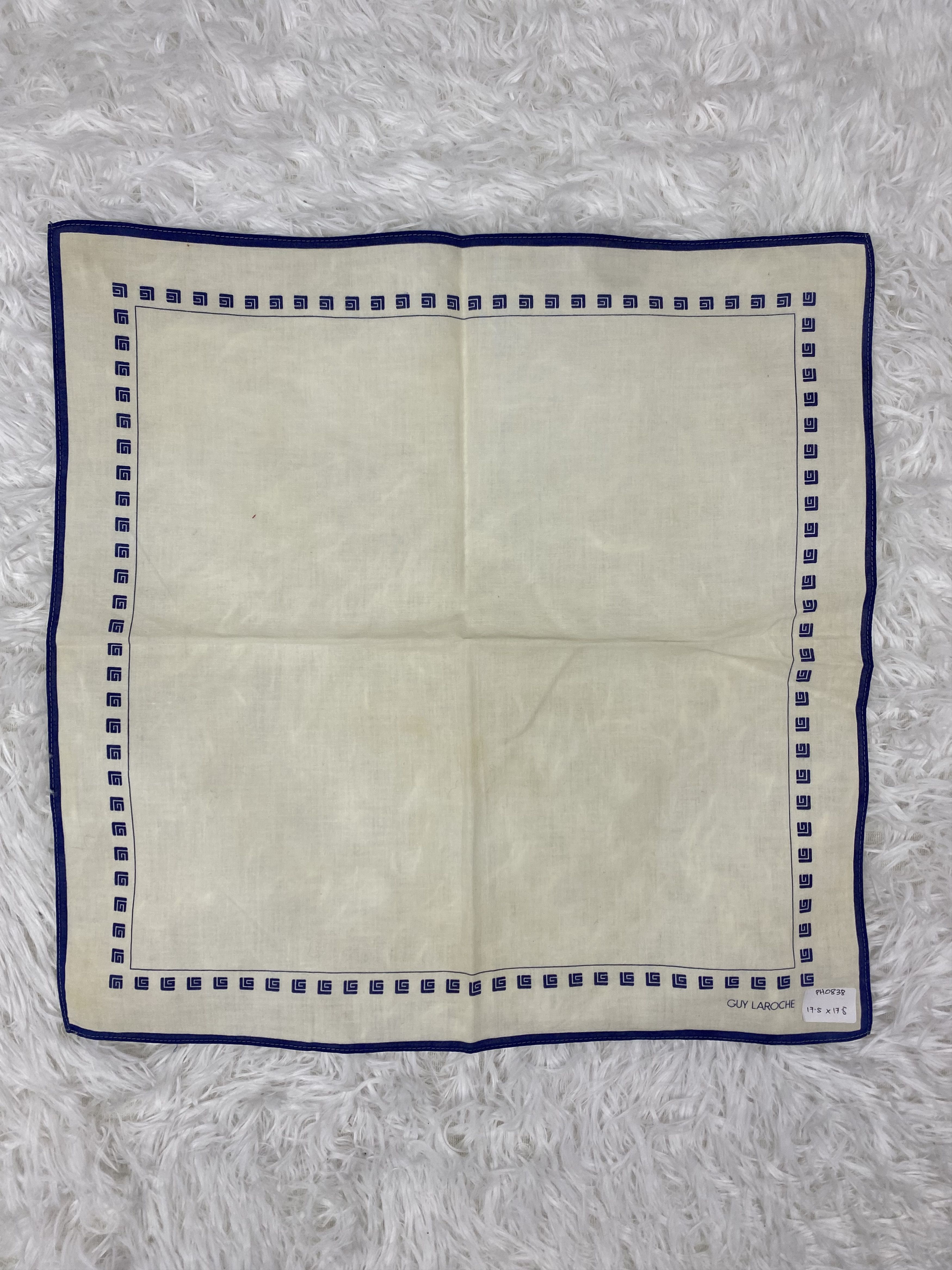 Guy Laroche × Vintage Vintage Guy Laroche Handkerchief Neckerchief PH0838 Size ONE SIZE - 3 Thumbnail