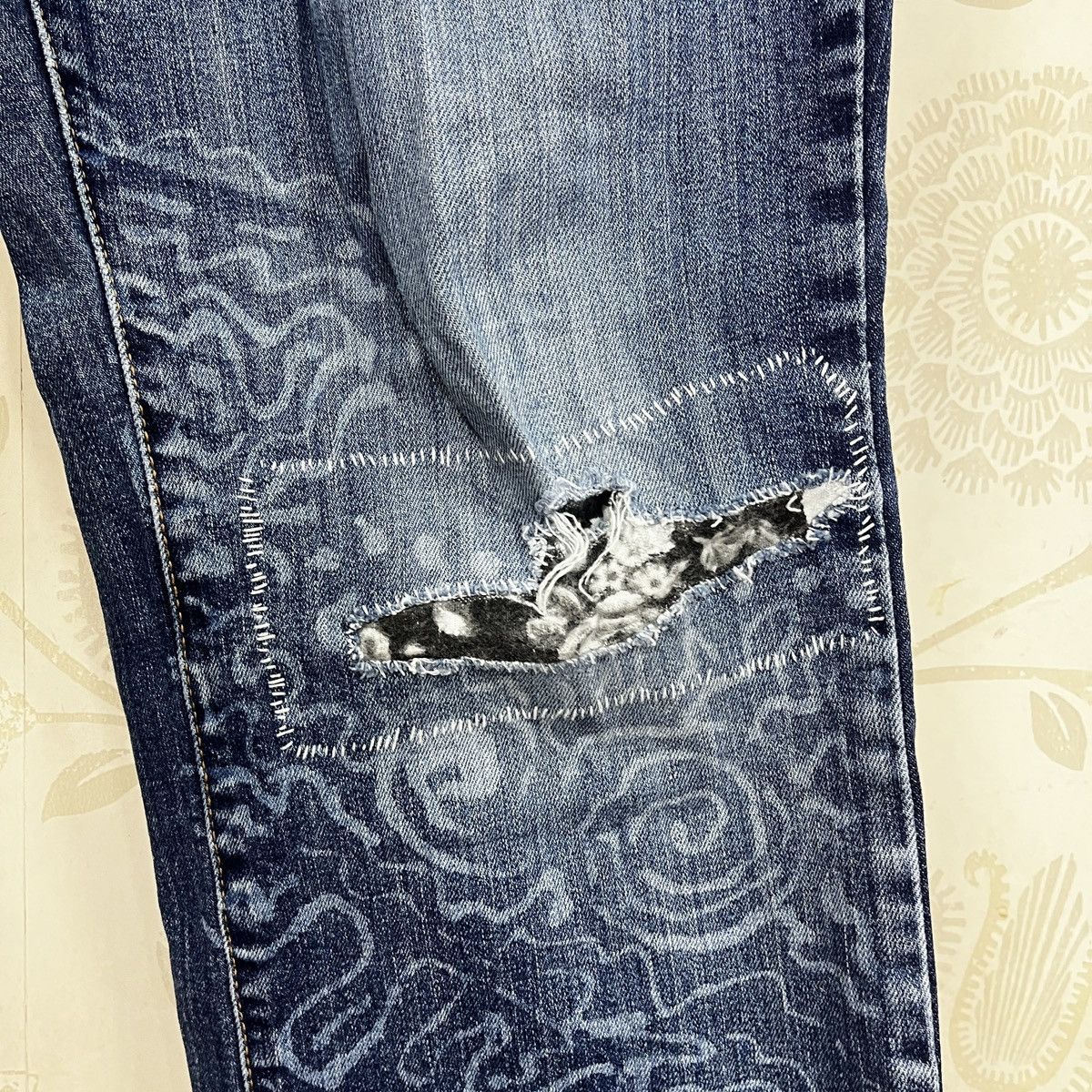 Levi's Levis 505 Straight Cut Distressed Waterless Denim Tears Art Size US 36 / EU 52 - 11 Thumbnail