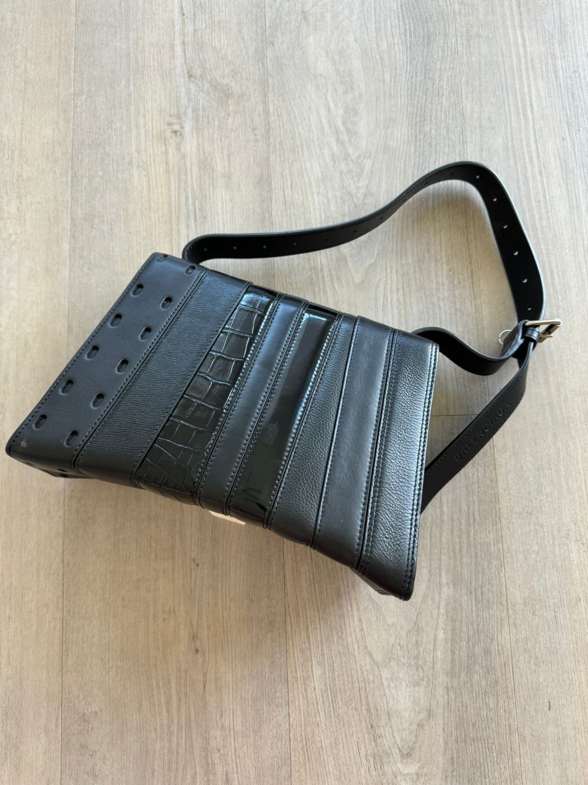 Balenciaga Balenciaga Hourglass Multibelt Leather Top Handle Bag Size ONE SIZE - 2 Thumbnail