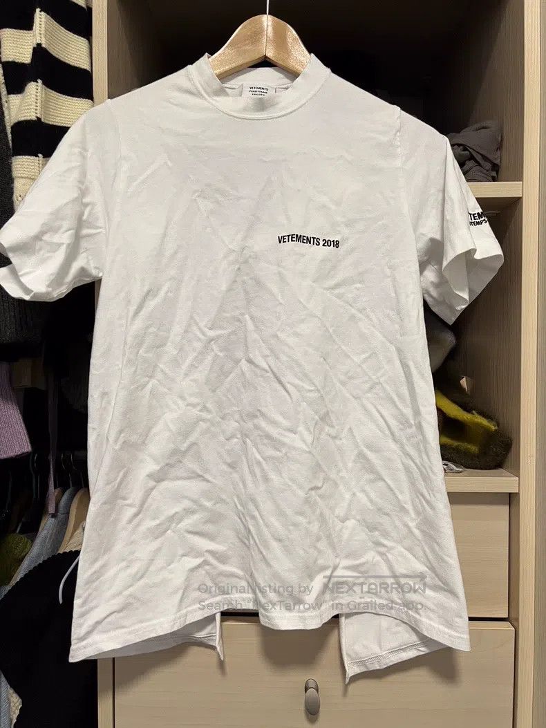 Vetements Vetements Backless Calendar T-Shirt Size US S / EU 44-46 / 1 - 5 Thumbnail
