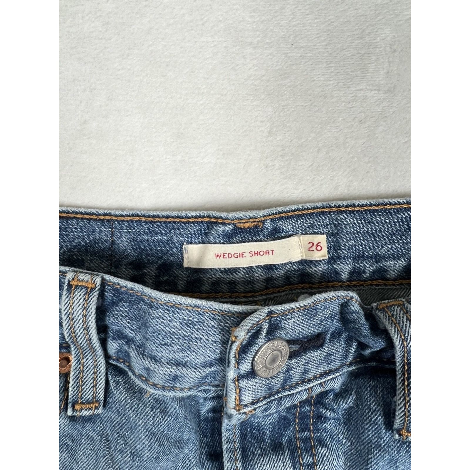 Levi's Levi’s Wedgie Denim Jean Shorts Size 26 Blue Daisy Dukes Dis Size 26" / US 2 / IT 38 - 2 Thumbnail