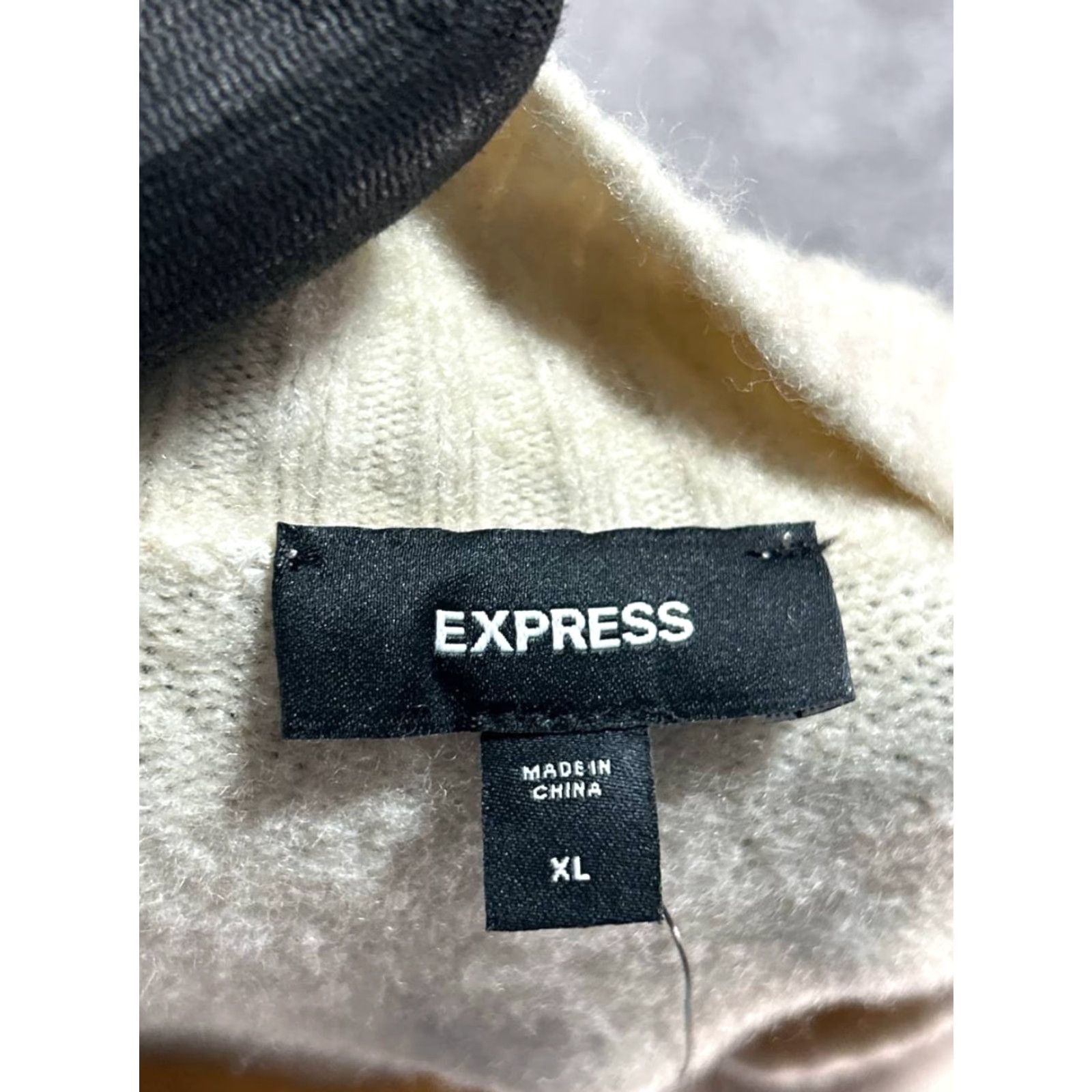 Express Express Sweater Men XL Beige Wool Stretch Tight Knit Mock Neck Raglan Sleeve Pullover Casual Size US XL / EU 56 / 4 - 4 Thumbnail