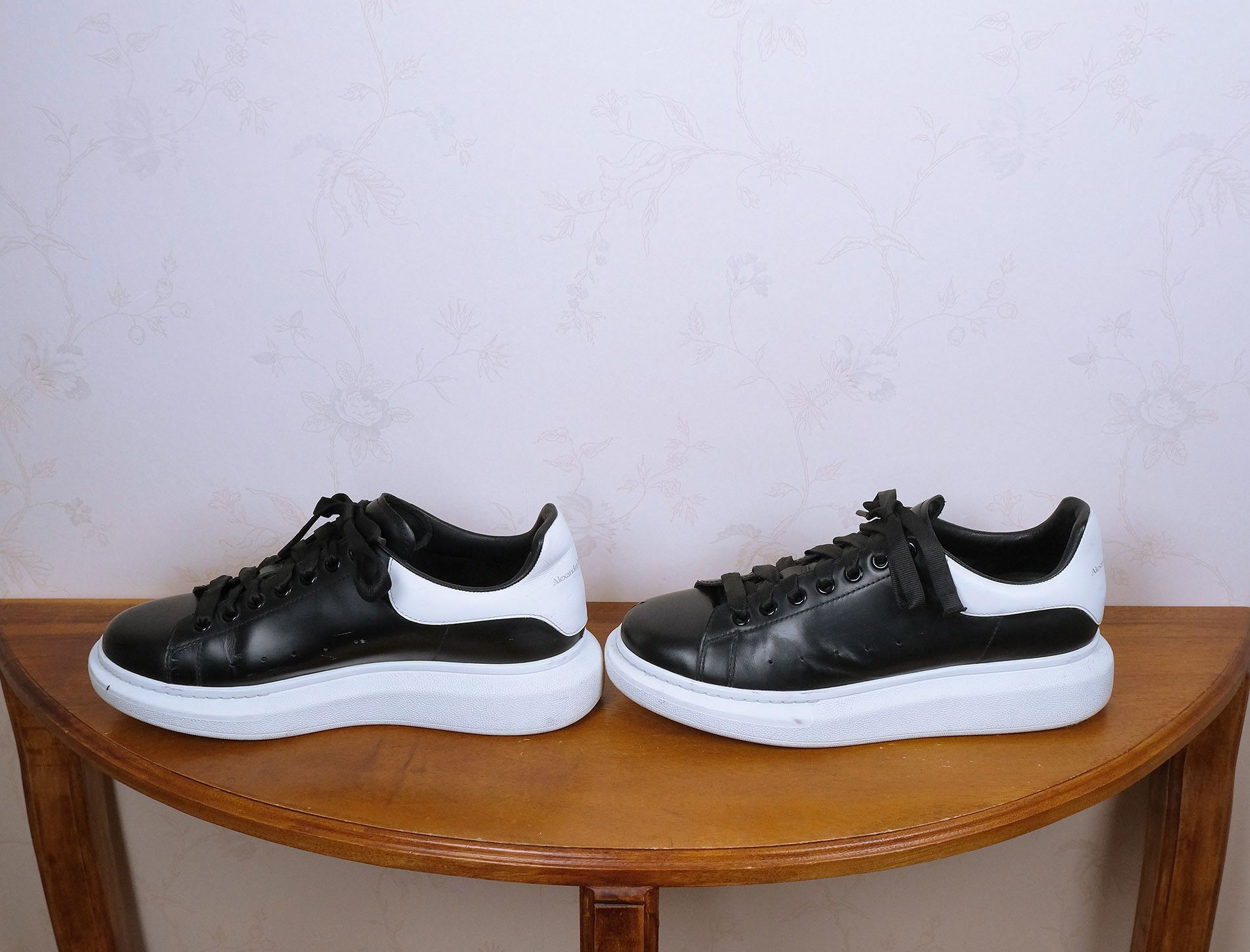 Alexander McQueen Alexander McQueen, black leather sneakers, size 44, RRP €550 Size US 11 / EU 44 - 3 Thumbnail