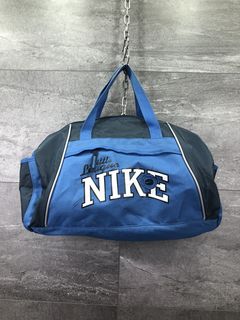 Nike Vintage Crossbody Bag | Grailed