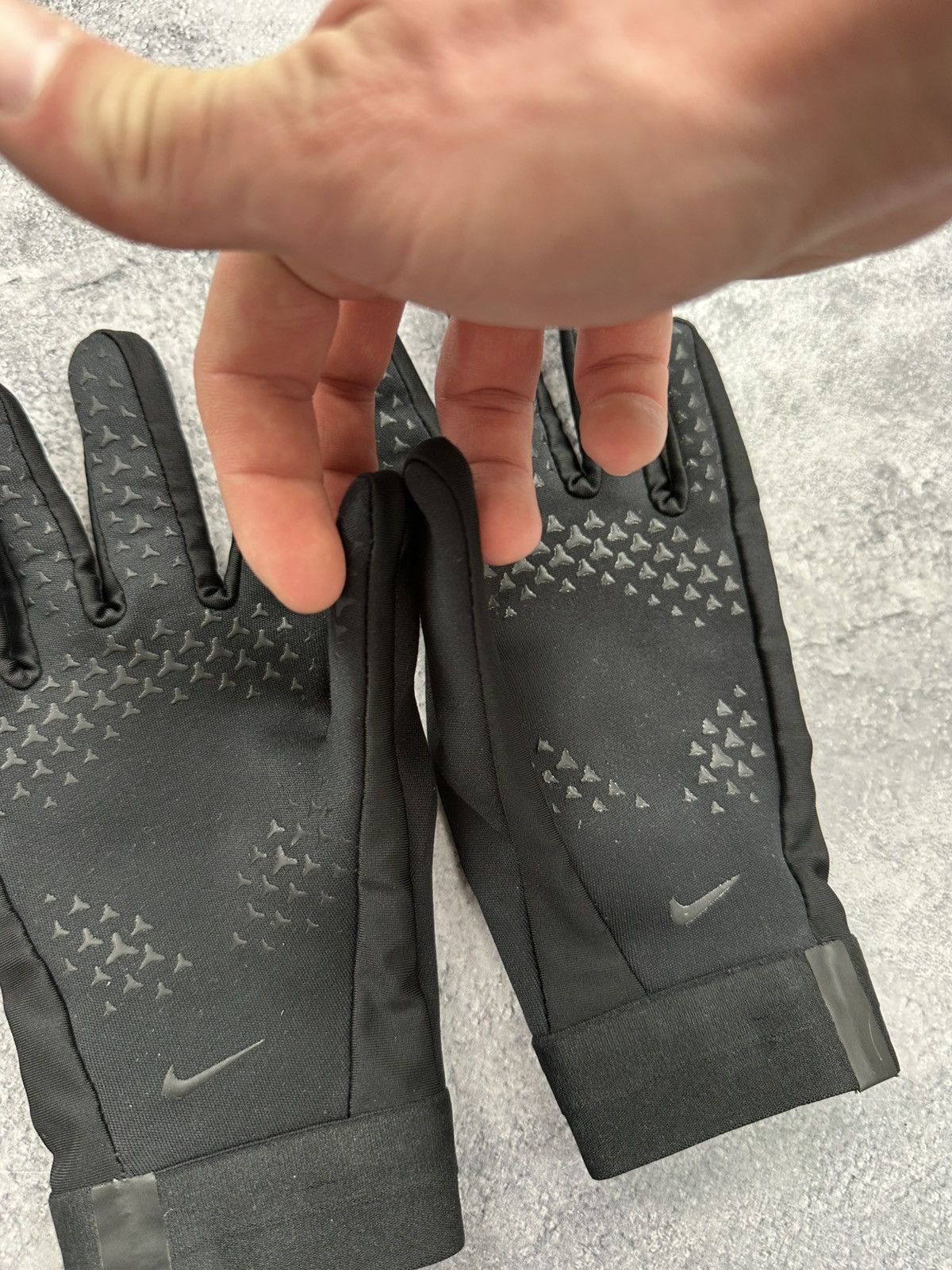 Nike Nike Jordan PSG Paris Saint-Germain HyperWarm Black Gloves Size ONE SIZE - 9 Thumbnail
