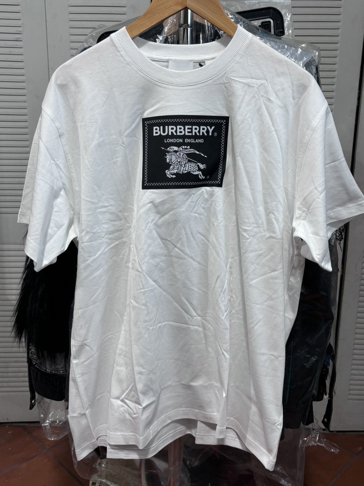 Burberry Burberry London, England White Tee Size US M / EU 48-50 / 2 - 1 Thumbnail