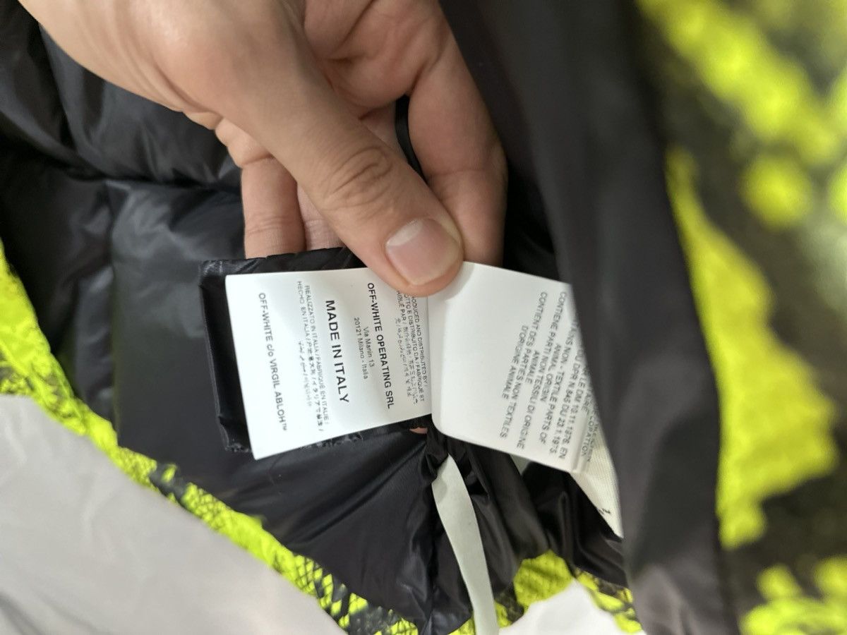 Off-White Off white snakeskin jacket Size US XS / EU 42 / 0 - 19 Thumbnail