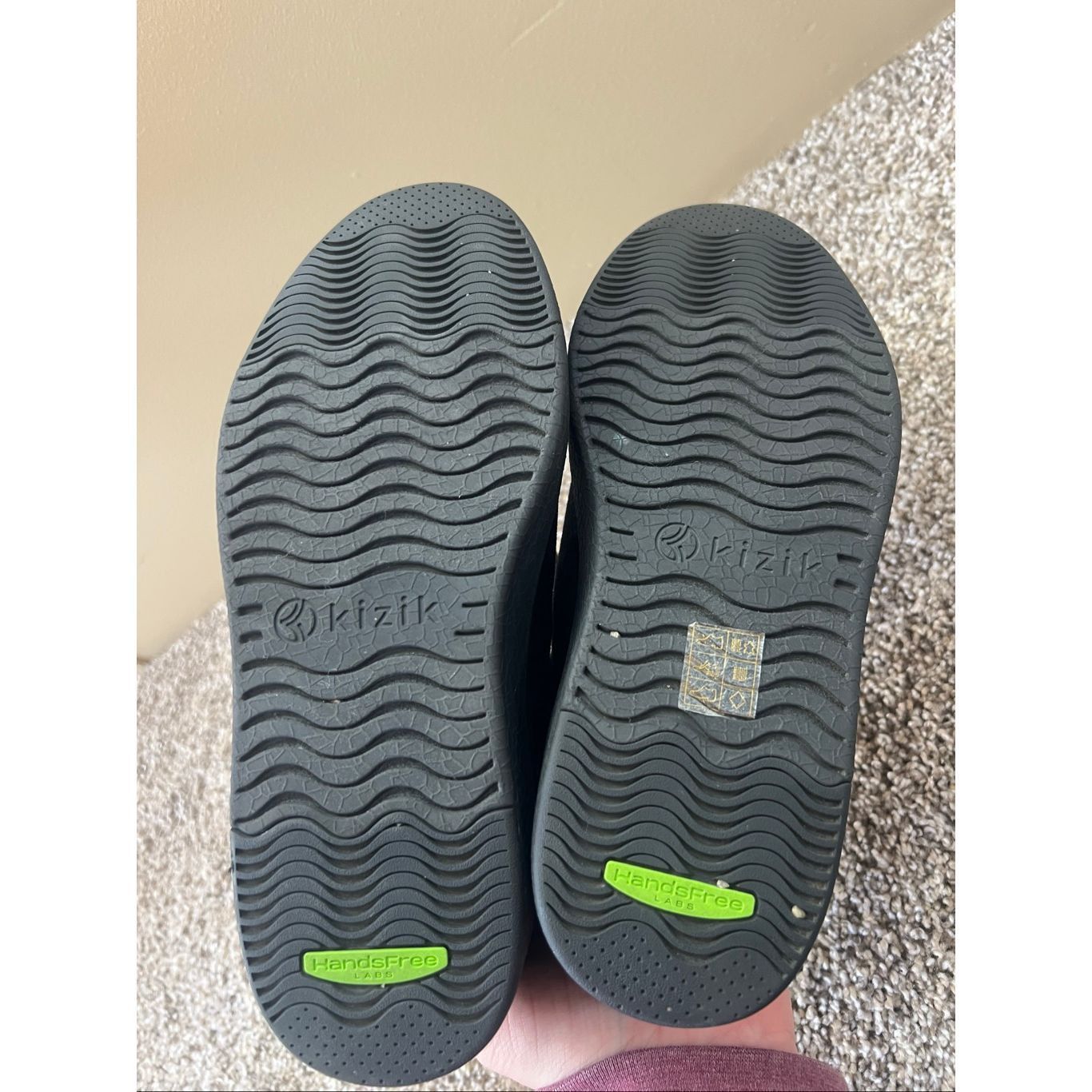 Other Kizik All Black Hands Free Shoes Woman’s Size 7.5 Mens Size Size US 7.5 / IT 37.5 - 11 Thumbnail