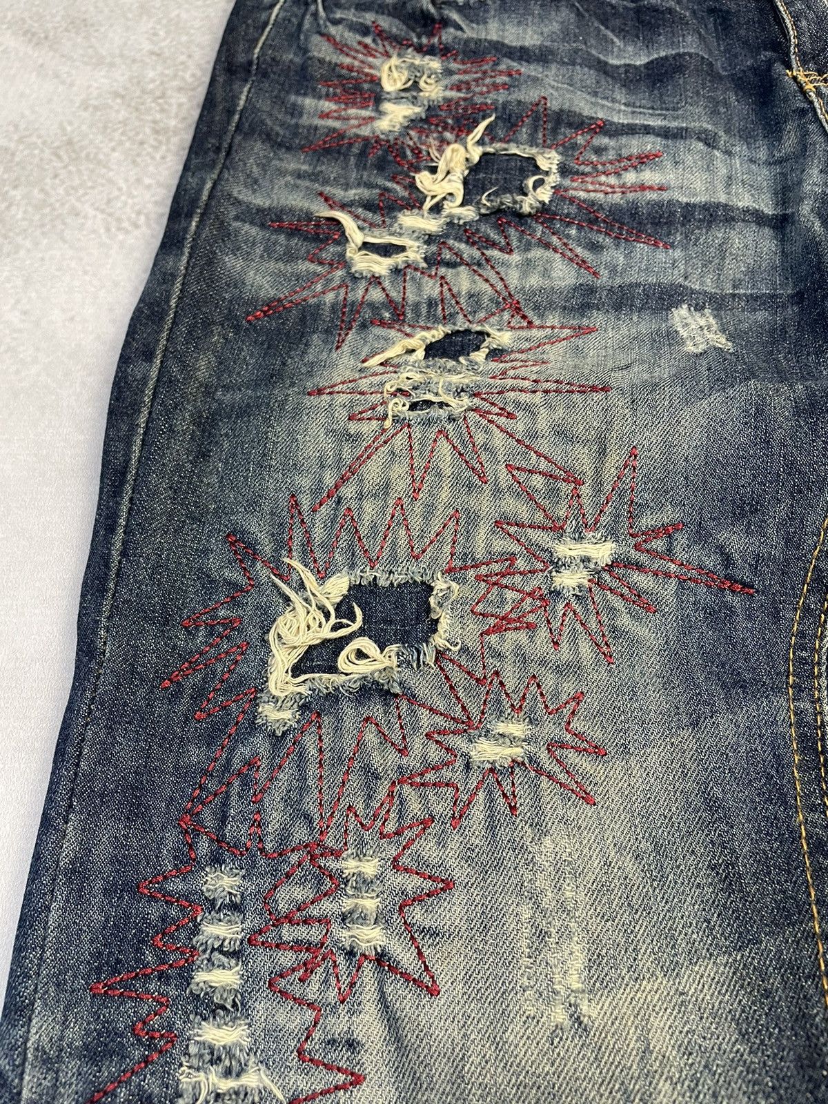 If Six Was Nine Made in Heaven 🇯🇵 Flare Distressed Sashiko Repair Style Jeans Size US 30 / EU 46 - 5 Thumbnail