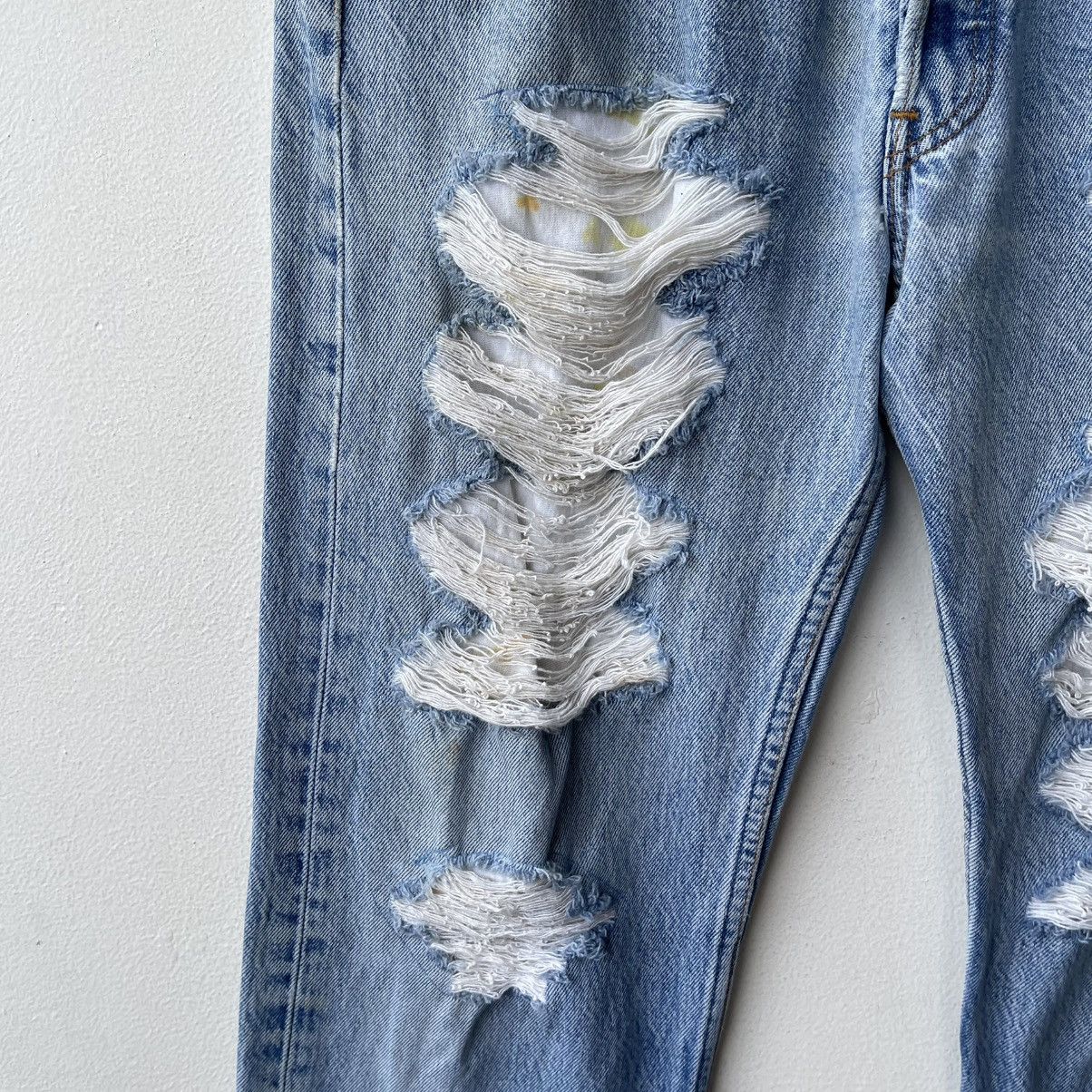 Levi's Vintage 90s Levi's 501XX USA - Thrashed Grunge Look Denim Size US 33 - 5 Thumbnail