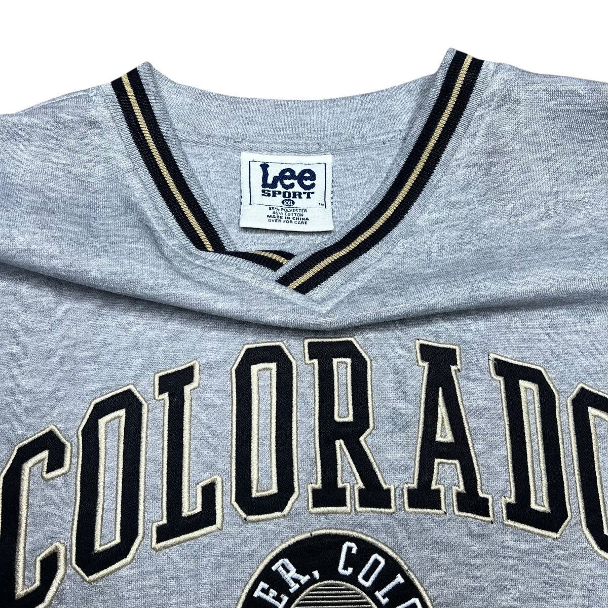 NCAA 90s NCAA Colorado Buffaloes Lee Sport Embroidered Sweatshirt Size US XXL / EU 58 / 5 - 2 Thumbnail