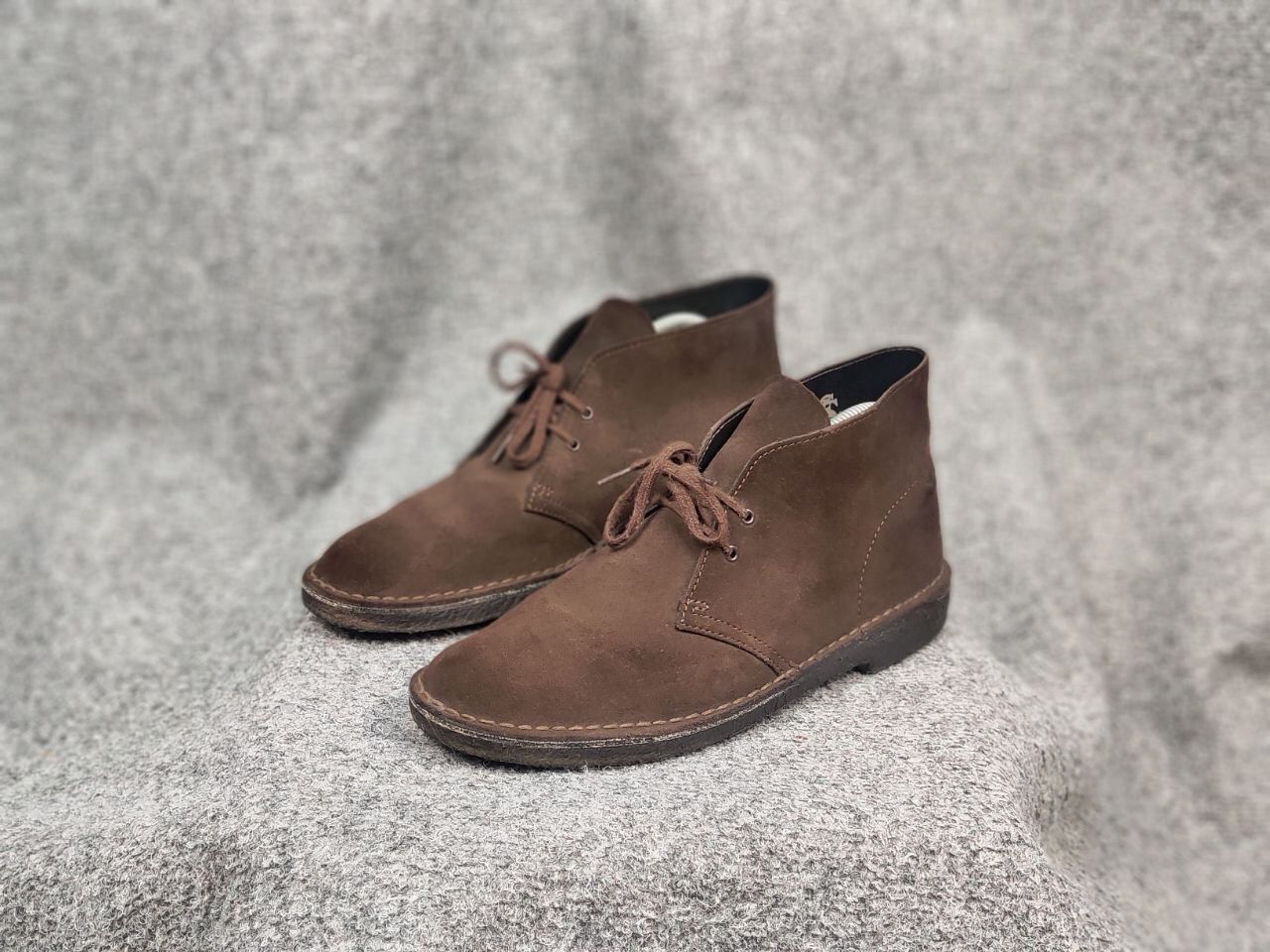 Clarks Clarks Originals Ankle Shoes Chukka 11826 Suede leather Size US 9 / EU 42 - 8 Thumbnail