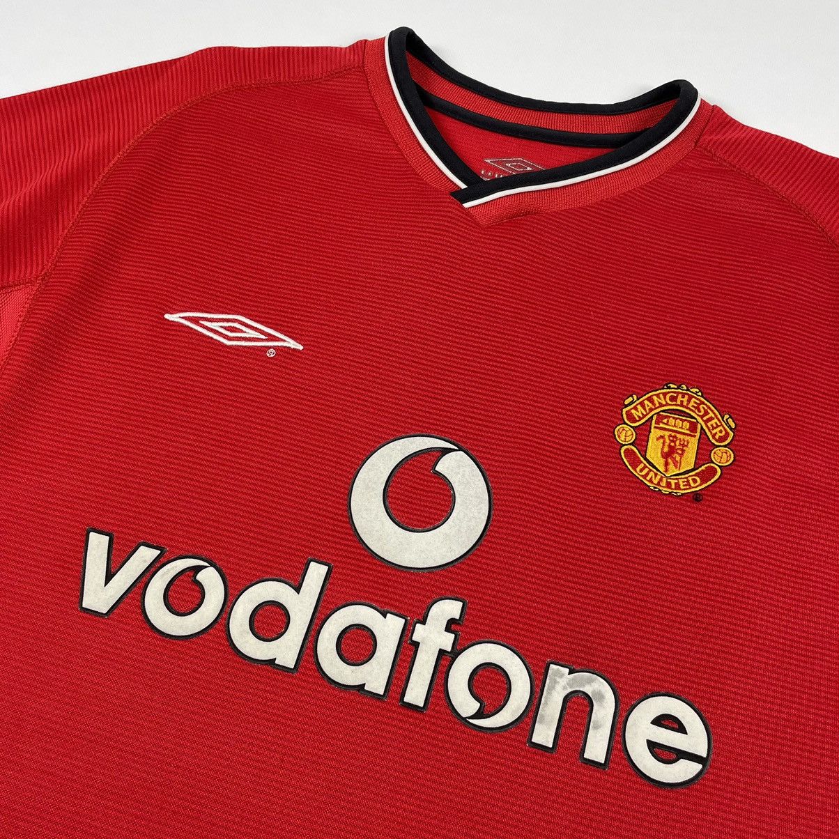 Umbro × Vintage Vintage Umbro Manchester United 2000/2002 Home Soccer Jersey Size US XL / EU 56 / 4 - 7 Thumbnail
