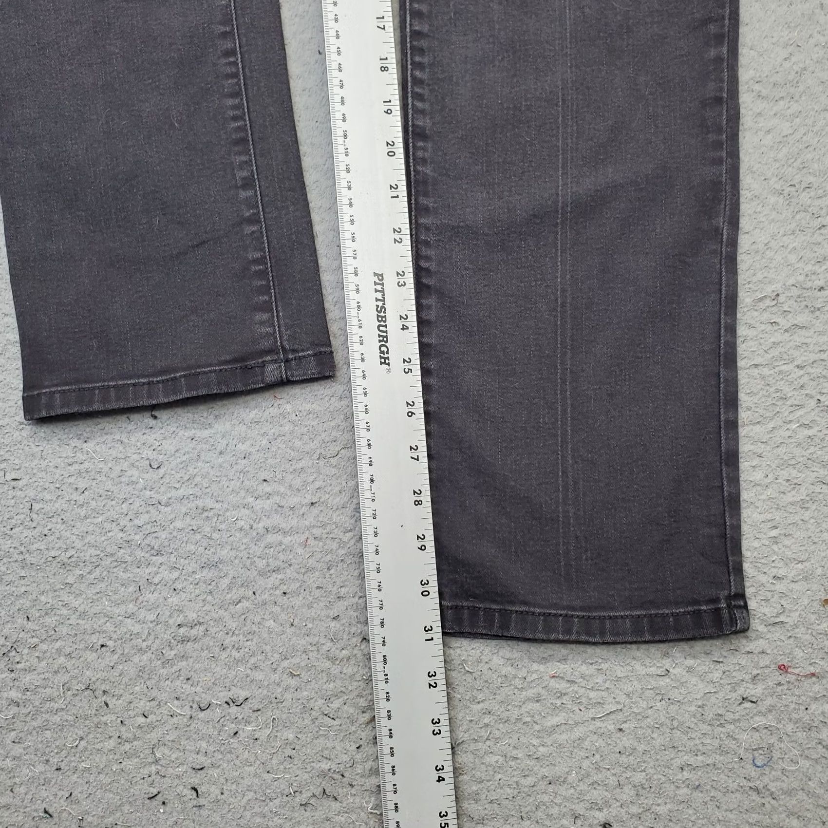 Vintage Chico's Jeans Womens M Black Denim Stretch Slimming Straight Leg Jeans Regular Waist 32.5in Inseam 31in Pockets Size 32" / US 10 / IT 46 - 4 Thumbnail