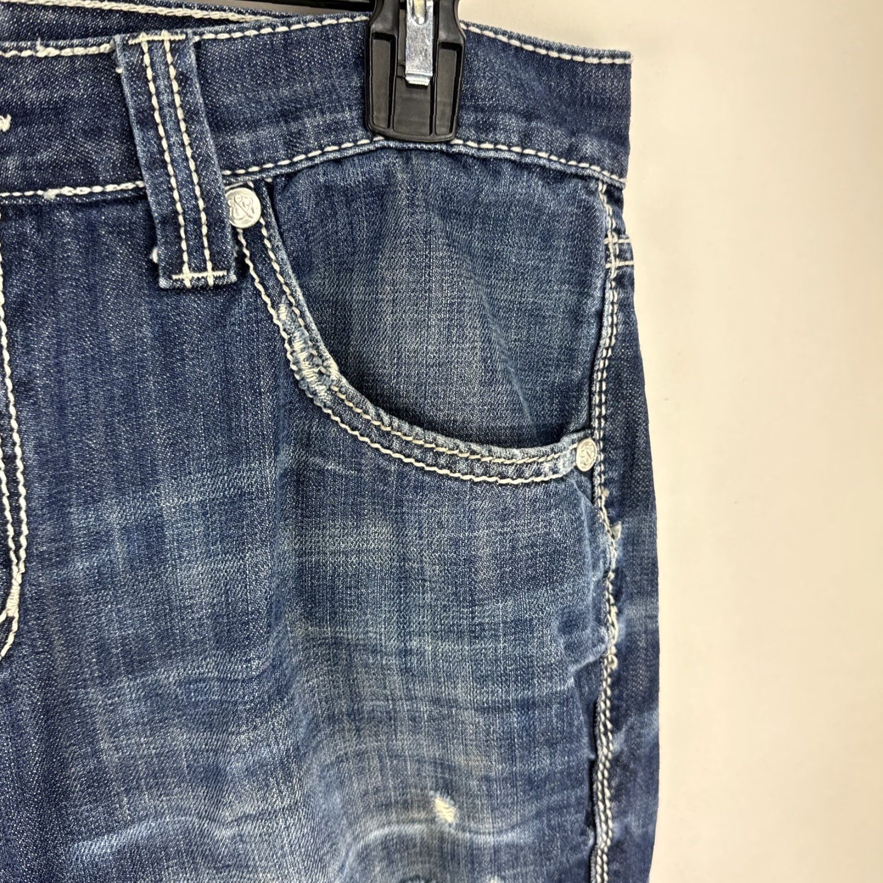 Vintage Rock & Republic Jeans Men's 34x32 Blue Denim Bootcut Medium Wash Distressed Straight 5-Pocket Size US 34 / EU 50 - 4 Thumbnail