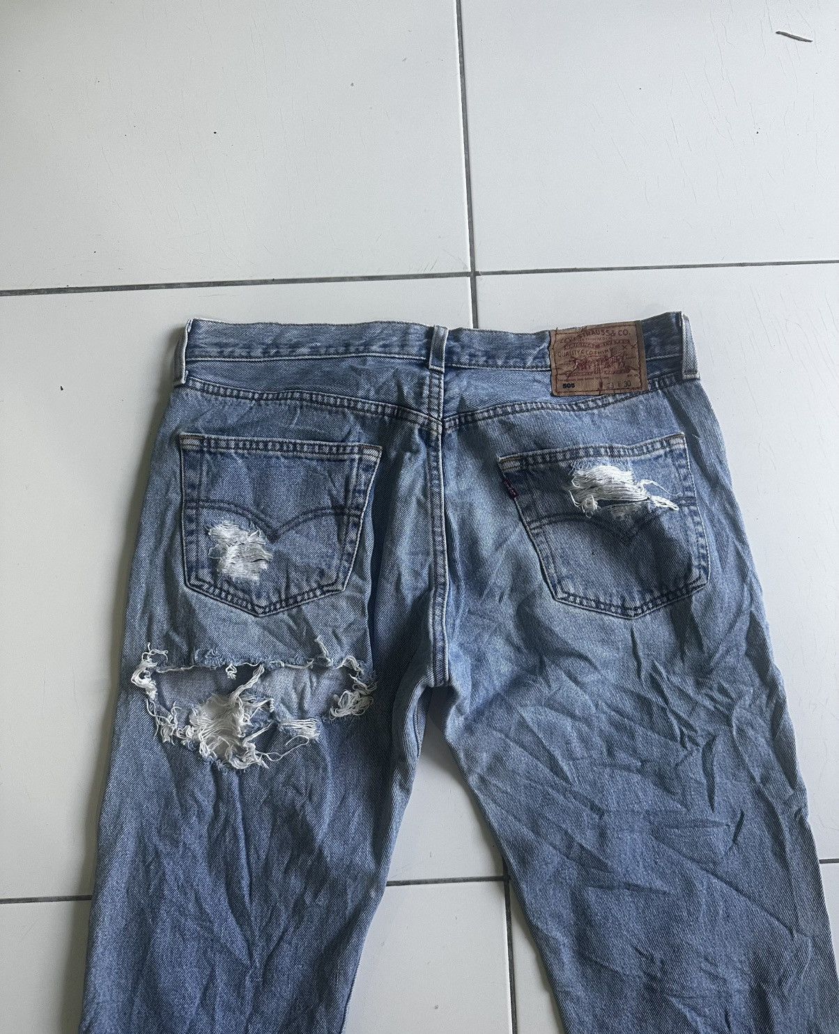 Levi's Vintage Clothing Vintage Levis Distressed 505 colour nice Size US 32 / EU 48 - 7 Thumbnail