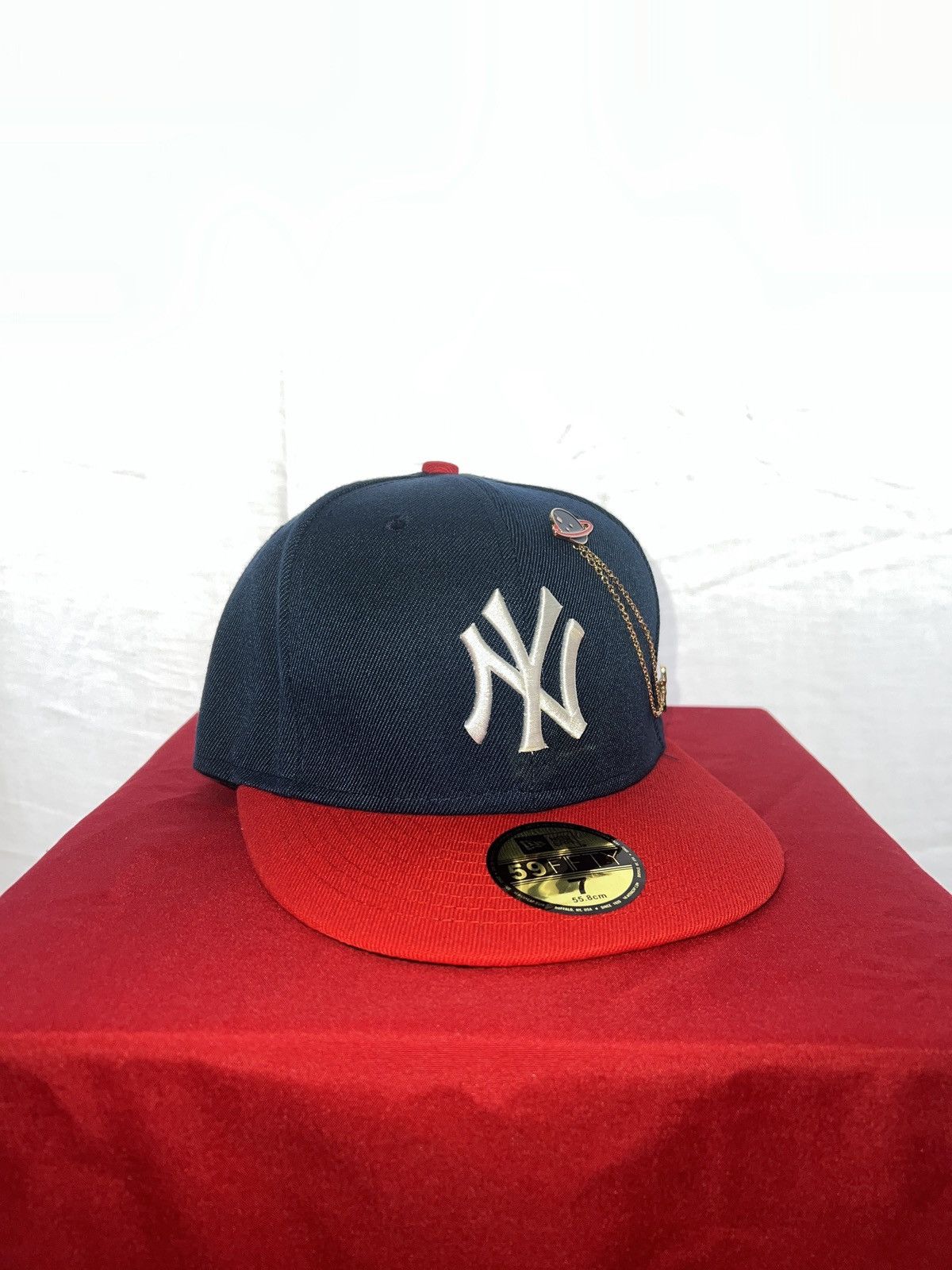 New Era 1 of 1 Stay Fly Fitted Size ONE SIZE - 1 Thumbnail