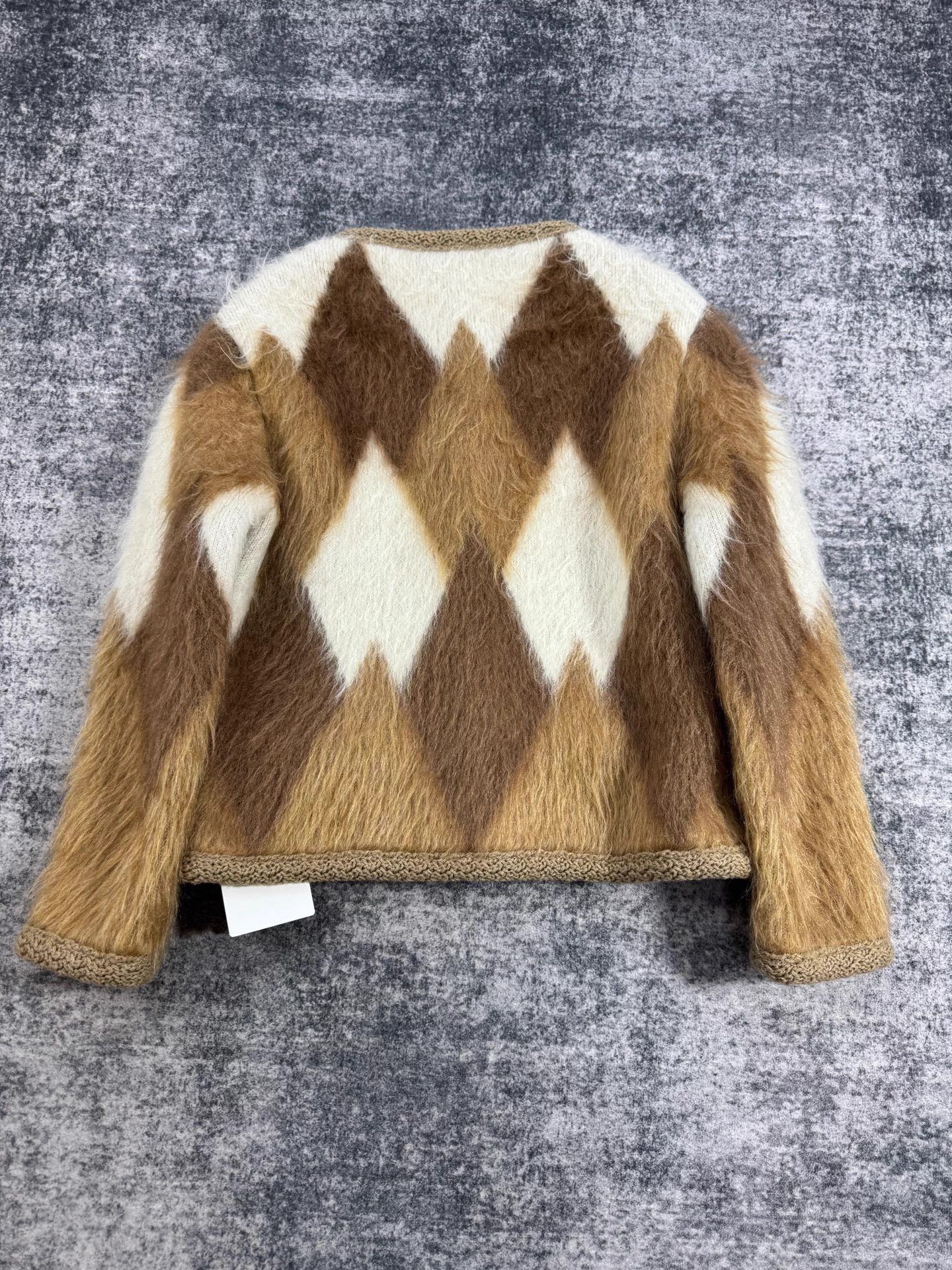 Celine Celine Diamond Quilted Mohair Gold Button Jacket XS Size XS / US 0-2 / IT 36-38 - 2 Thumbnail