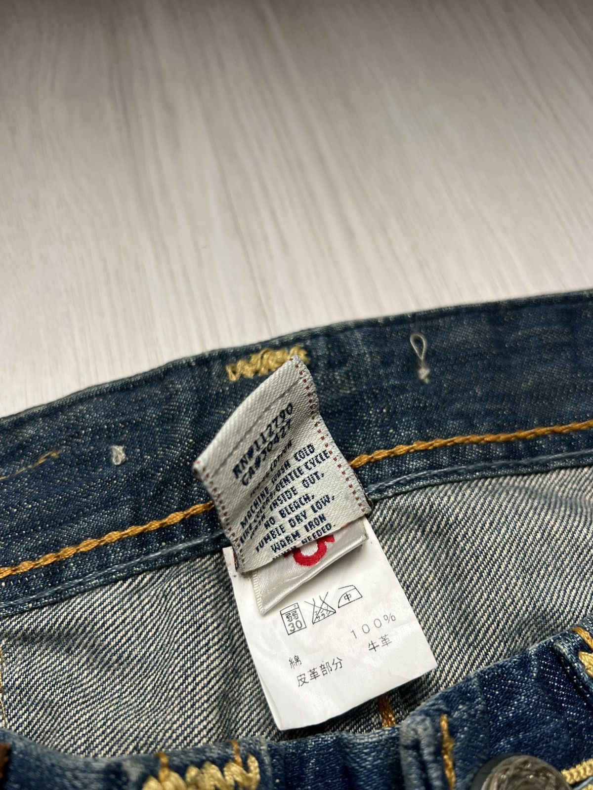 True Religion Flared True Religion Mix Leather Bootcut Jeans Size US 32 / EU 48 - 7 Thumbnail