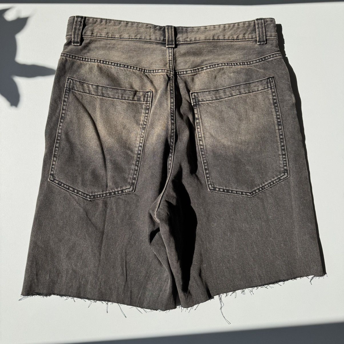 Acne Studios × Japanese Brand Washed and Faded Khaki Jorts Oversized baggy grunge Size US 35 - 7 Thumbnail