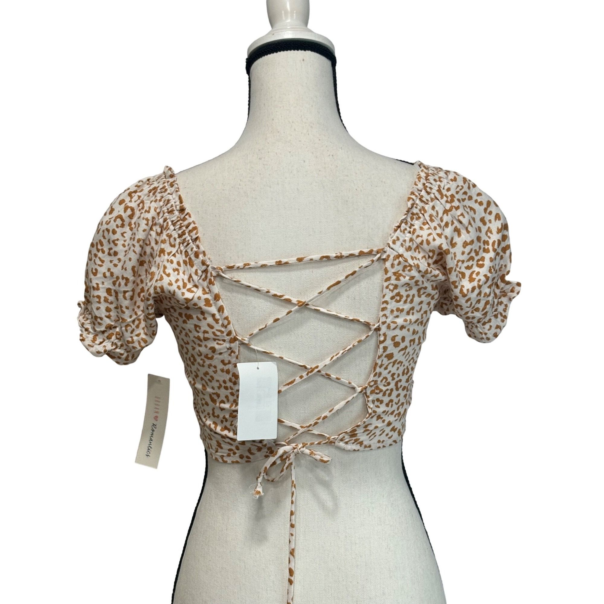 Other Urban Romantics Tie-Back, puff sleeve Printed Crop Top, Ivor Size S / US 4 / IT 40 - 9 Thumbnail