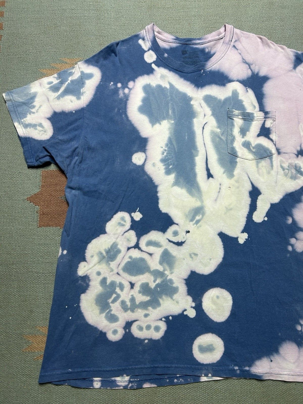Hanes Hanes pocket t shirt bleach tie dye hippie distressed XL Size US XL / EU 56 / 4 - 2 Thumbnail