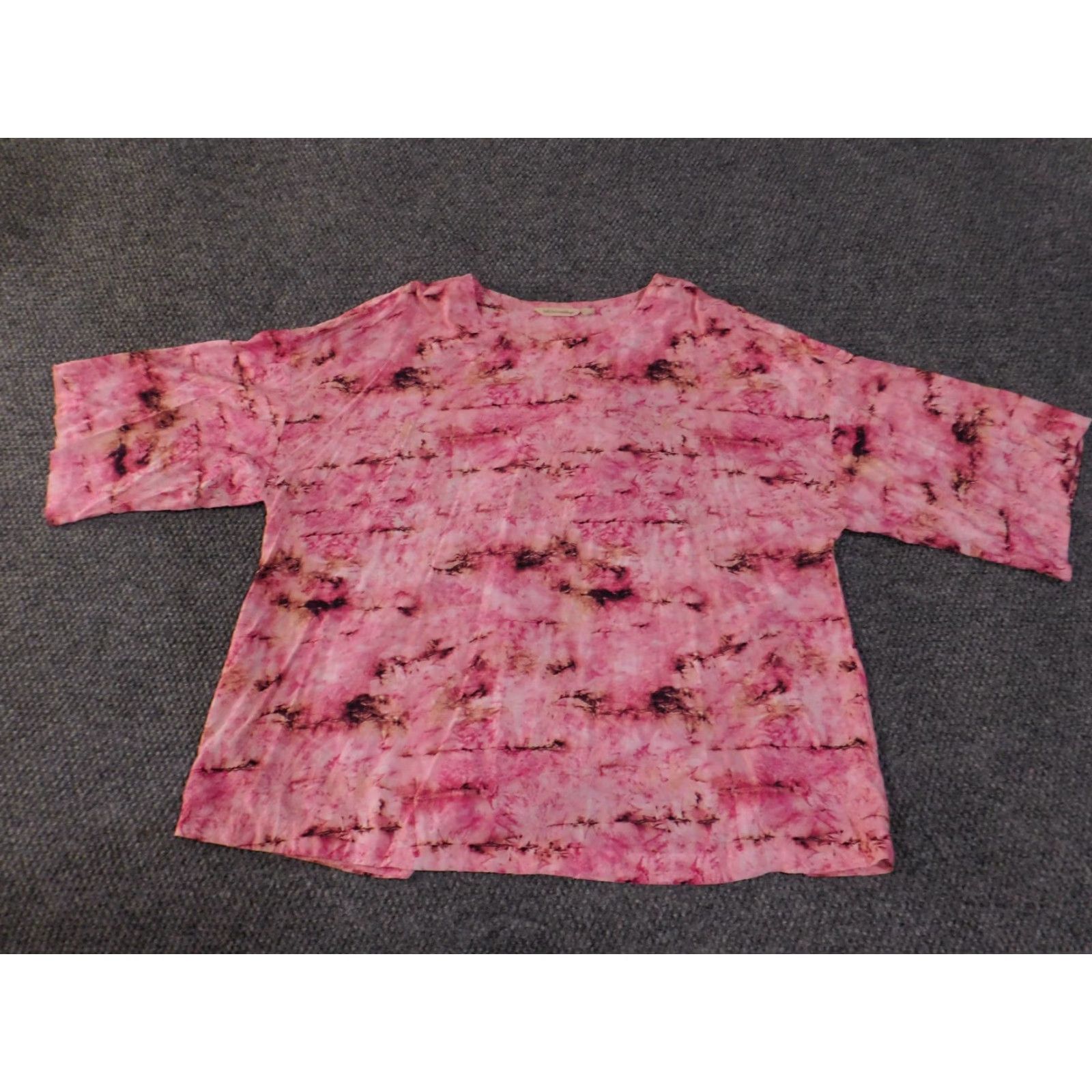 Soft Surroundings Soft Surroundings Pink Tie Dye Knit 3/4 Sleeve Tunic Blouse 1X Womens Casual Travel Spring Summer Fall High Low Knit Shirt Size XL / US 12-14 / IT 48-50 - 2 Thumbnail