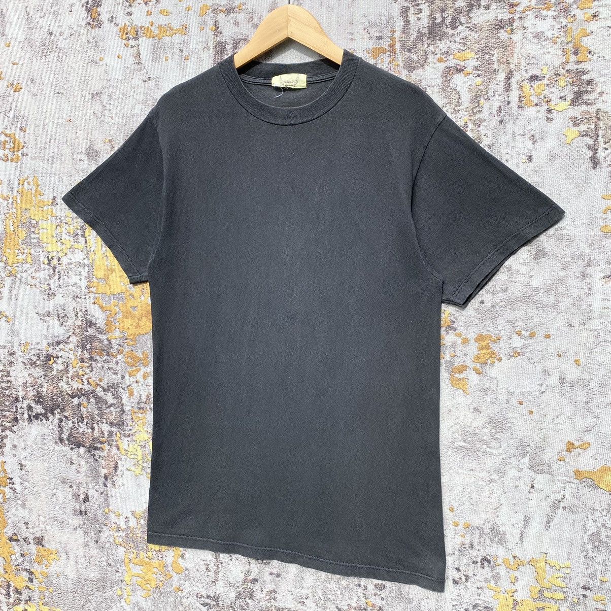 Playstation Vintage 90s Final Fantasy 7 Game Shirt©️1998 Video Game Size US M / EU 48-50 / 2 - 4 Thumbnail
