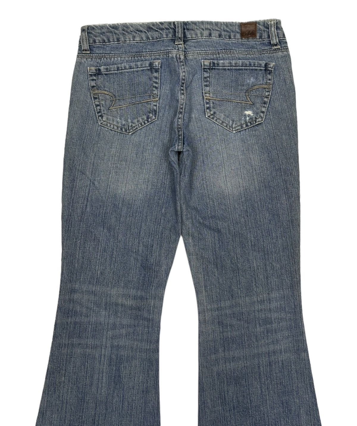 If Six Was Nine REAL FLARE JEANS DISTRESSED DENIM AMERICAN EAGLE JEANS Size 29" - 8 Thumbnail