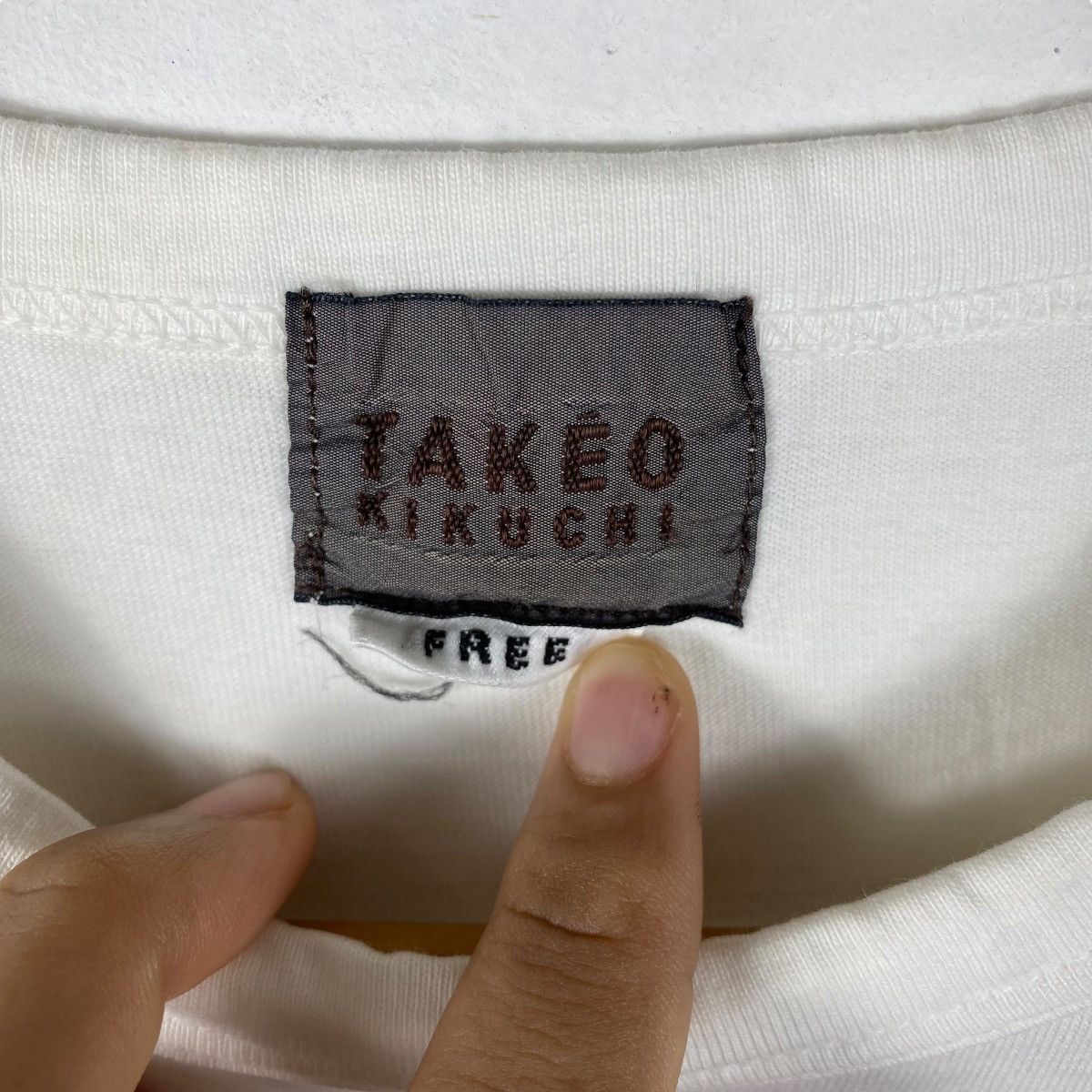 Takeo Kikuchi Vintage TAKEO KIKUCHI Grave Jazz Soul RnB Graphic Tee Shirt Size US M / EU 48-50 / 2 - 5 Thumbnail