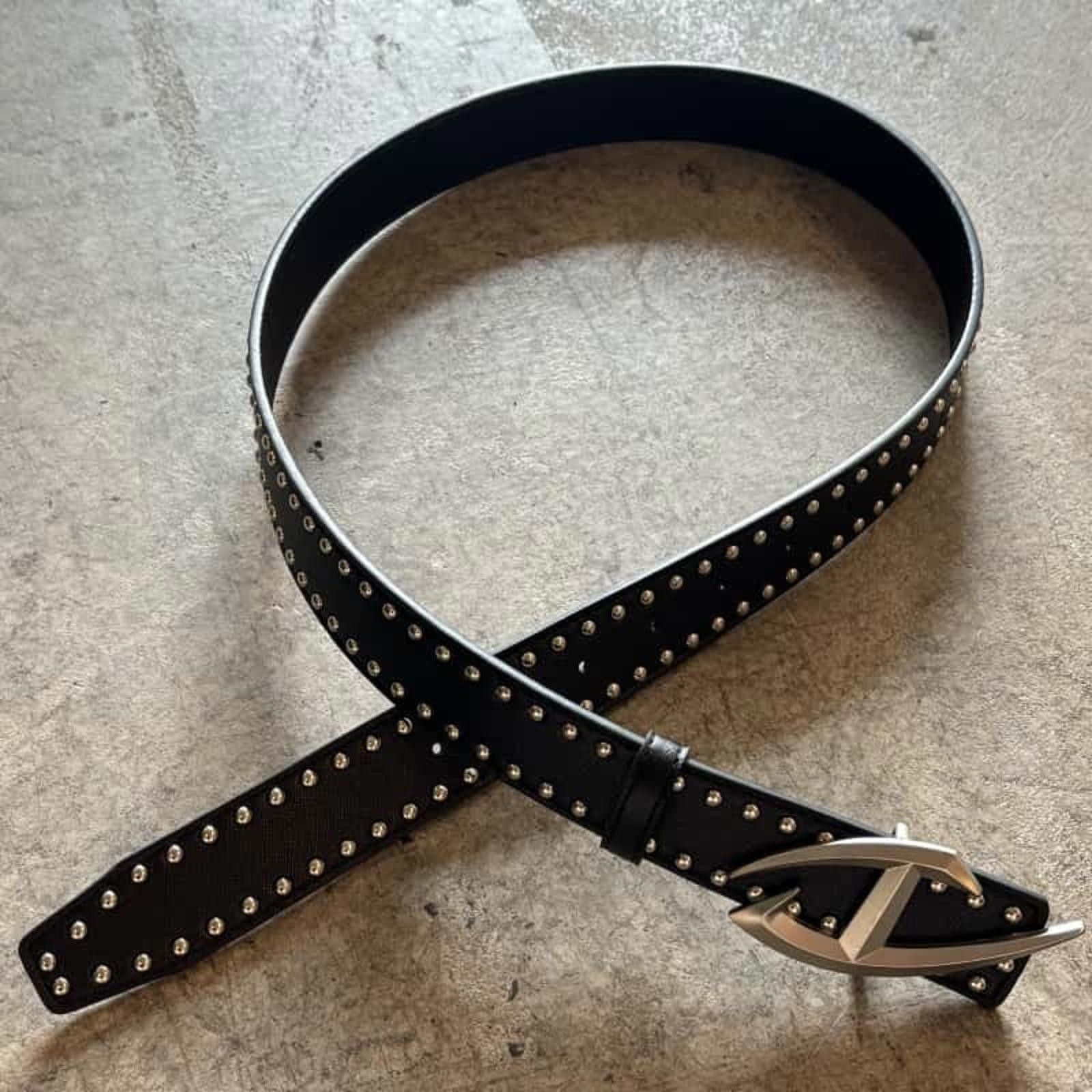 Japanese Brand Rivet Cowhide Belt – Black Leather, Unisex Casual Fit Size ONE SIZE - 3 Thumbnail