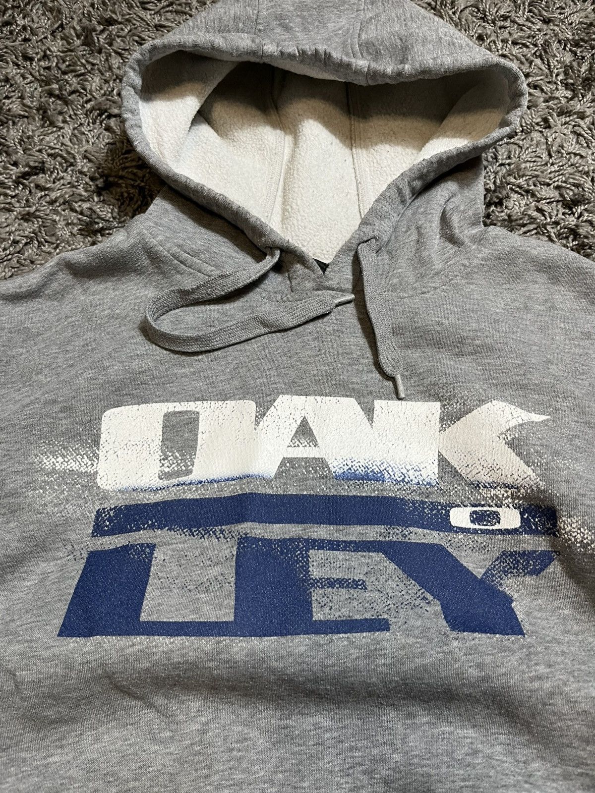 Oakley OAKLEY VINTAGE Y2K BASIC SKATEBOARD GREY HOODIE Size US L / EU 52-54 / 3 - 3 Thumbnail
