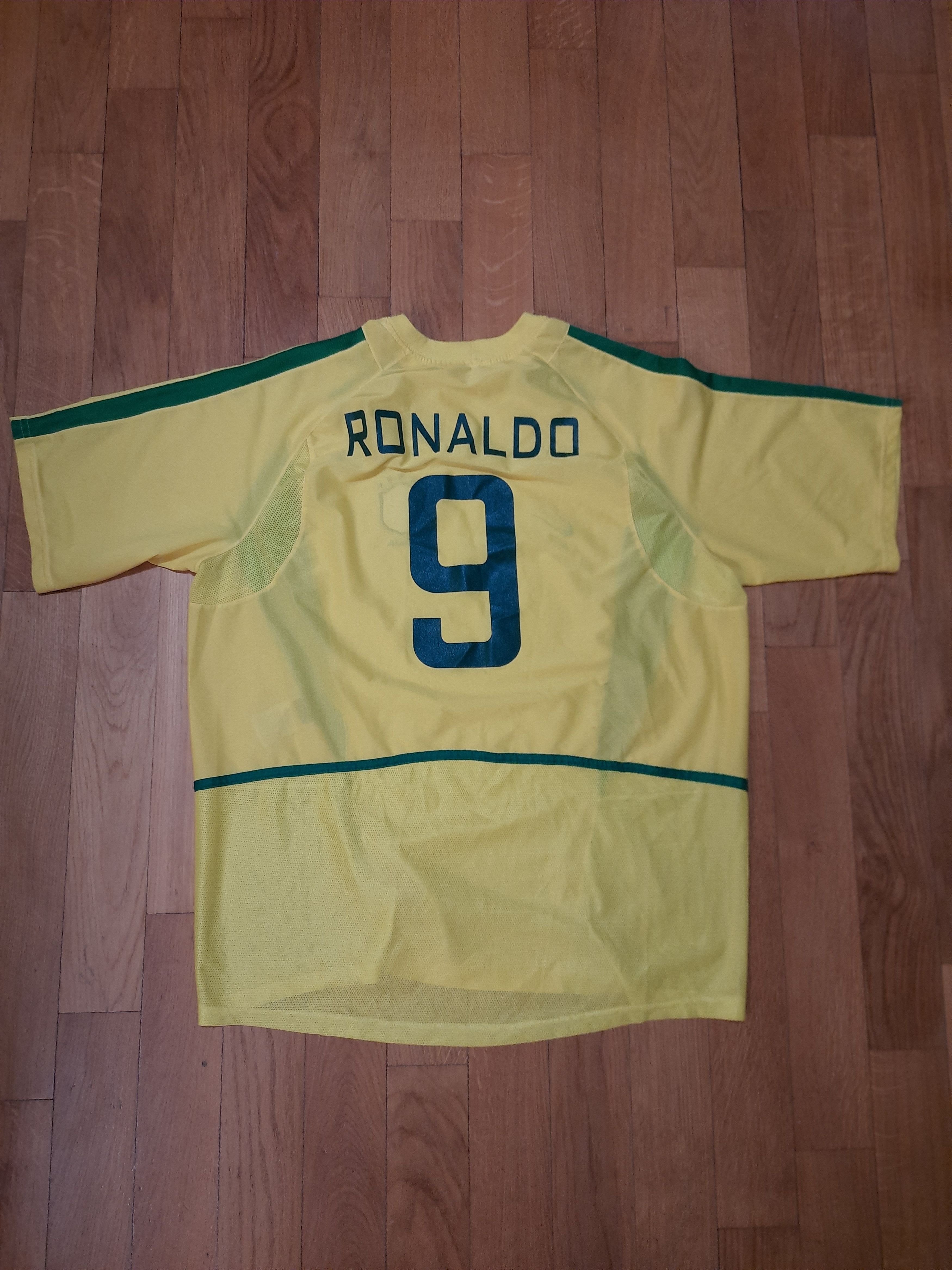 Other Brazil National Team 2002 Ronaldo Football Jersey Tee Size US XL / EU 56 / 4 - 1 Thumbnail