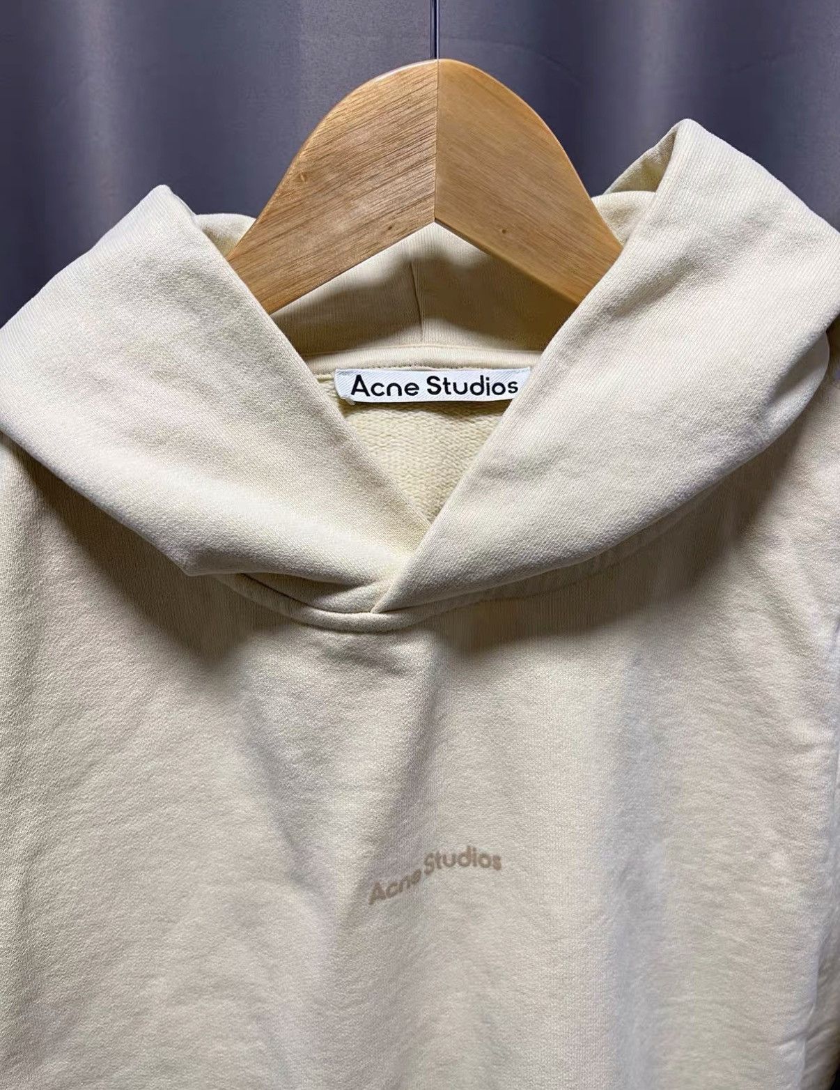 Acne Studios Acne Studios Vanilla Yellow Oversized Hoodie J42 Size US XS / EU 42 / 0 - 3 Thumbnail