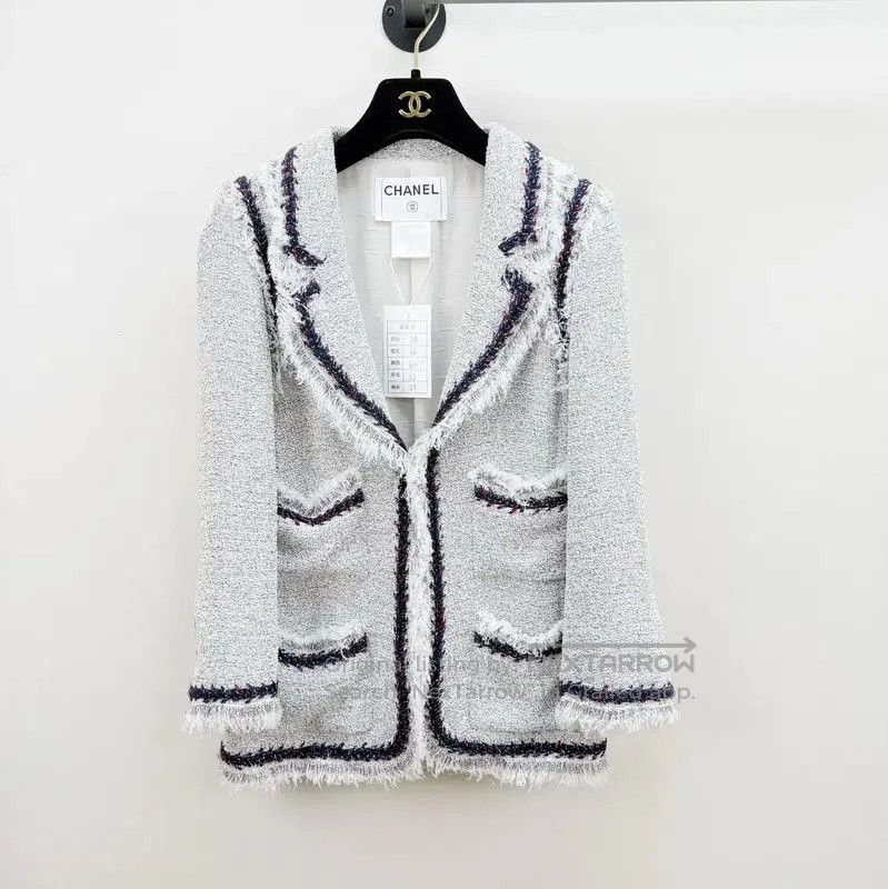 Chanel White Jacket for Women .
