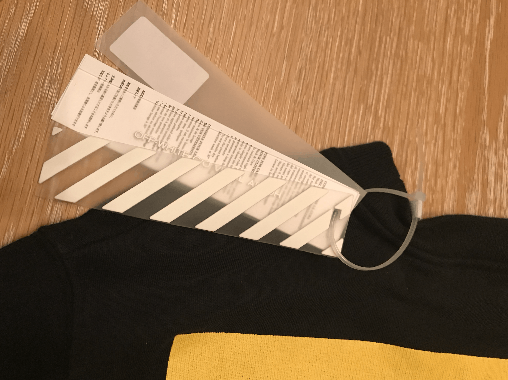 Off-White Off-White Caravaggio Crewneck Size US S / EU 44-46 / 1 - 3 Thumbnail
