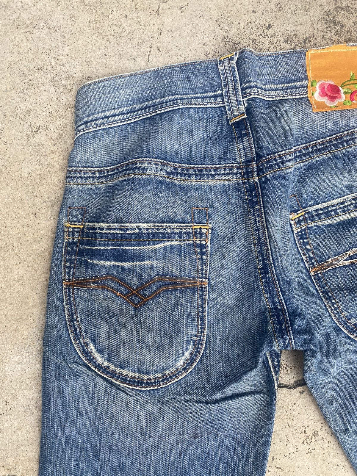 Designer × If Six Was Nine × Replay Flare Jeans Replay Faded High Rise Bootcut Size US 30 / EU 46 - 21 Thumbnail