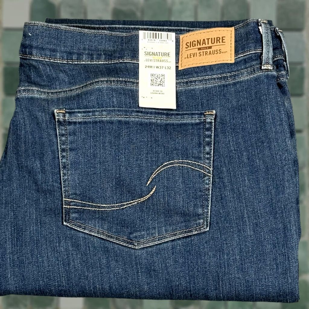 Vintage Levi Strauss Jeans Womens 24M W37 L32 Mid Rise Bootcut Signature Stretch Denim Bootscut? (Note: Unable to process) Size 40" / US 18 - 1 Thumbnail