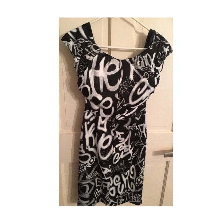 Moschino AW15 MOSCHINO COUTURE Jeremy Scott Puffy GRAFFITI DRESS Size S / US 4 / IT 40 - 4 Thumbnail