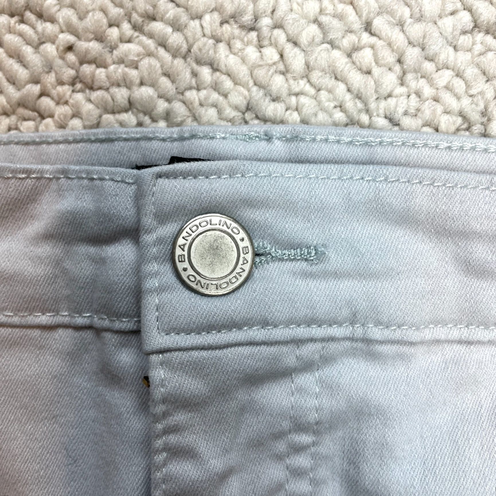Vintage Bandolino Jeans Womens 12S Short Gray Mandie Flat Front Straight Leg High Rise Size 34" / US 12 / IT 48 - 7 Thumbnail