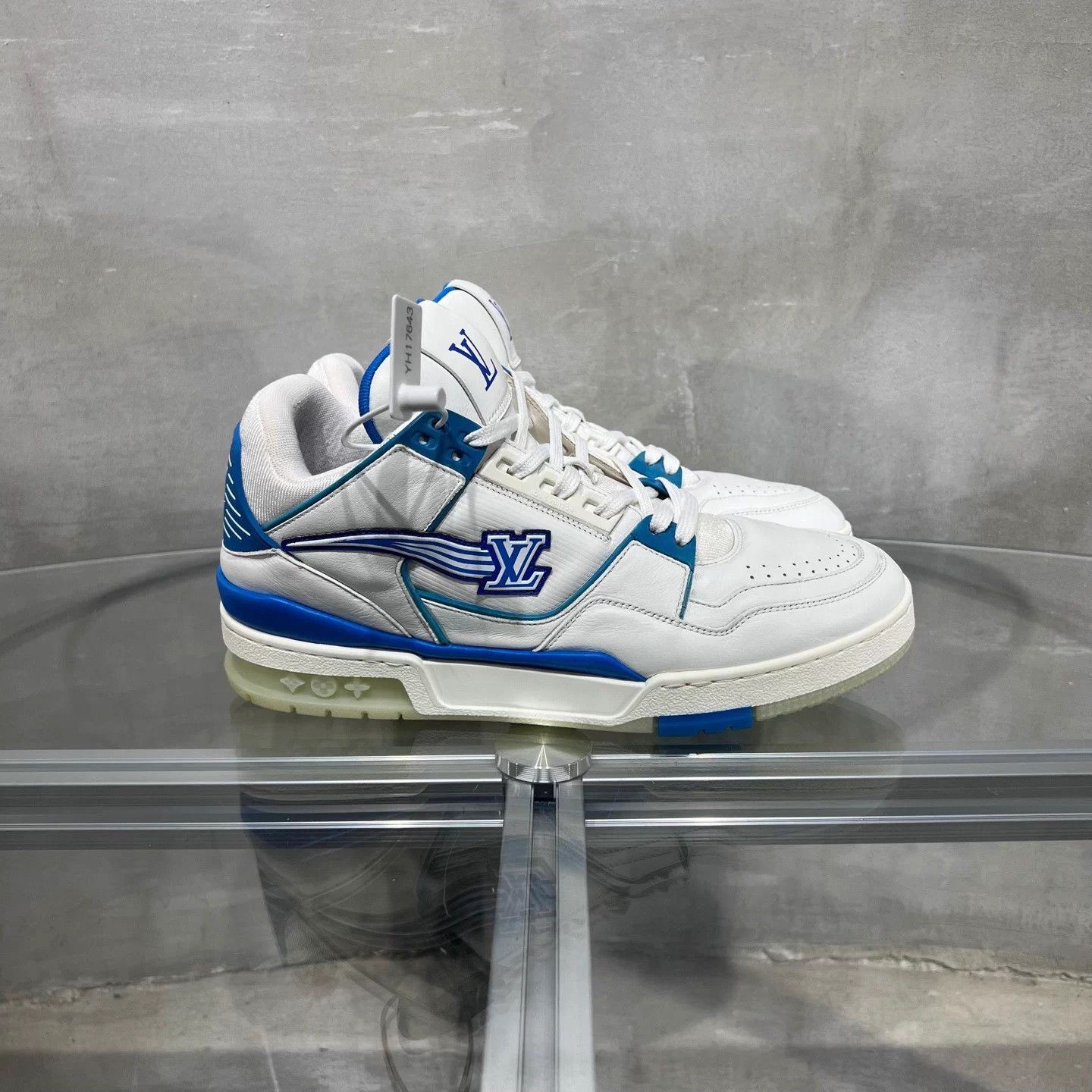 Louis Vuitton LV Trainer High Top White Blue UK8.5 42.5 Size US 9 / EU 42 - 4 Thumbnail