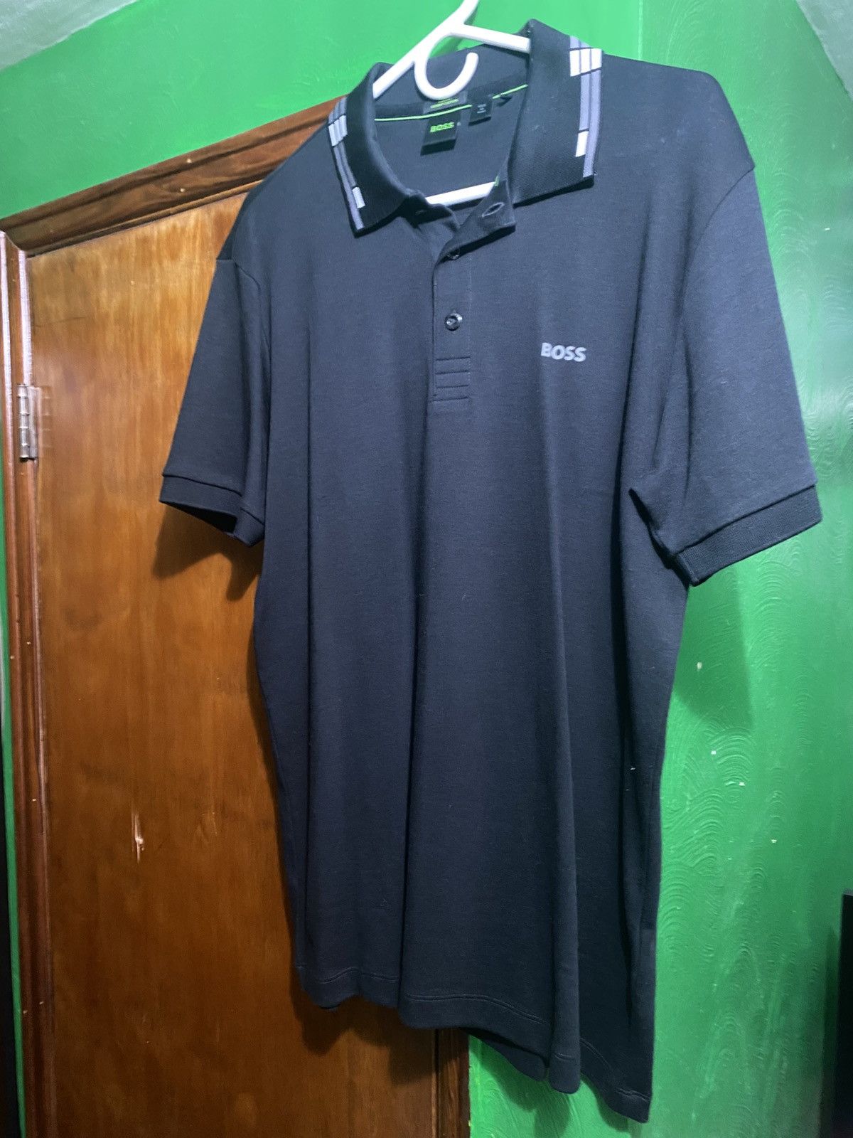 Hugo Boss Mens Hugo Boss Shirt Size US XL / EU 56 / 4 - 1 Thumbnail