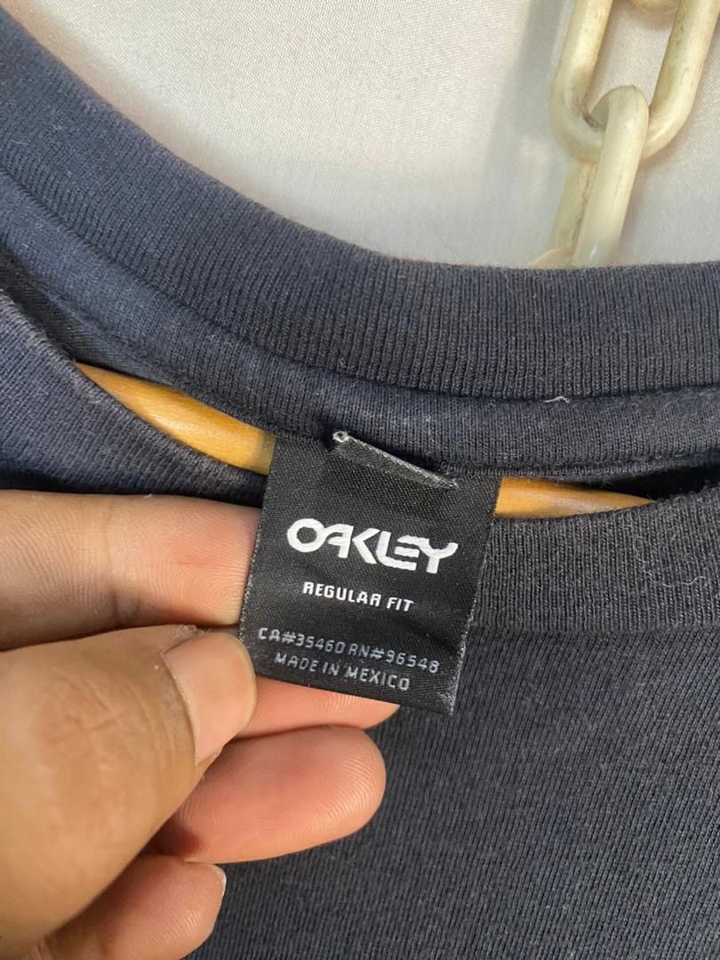 Oakley Best offer 🔥Oakley spellout tshirt Size US XL / EU 56 / 4 - 5 Thumbnail